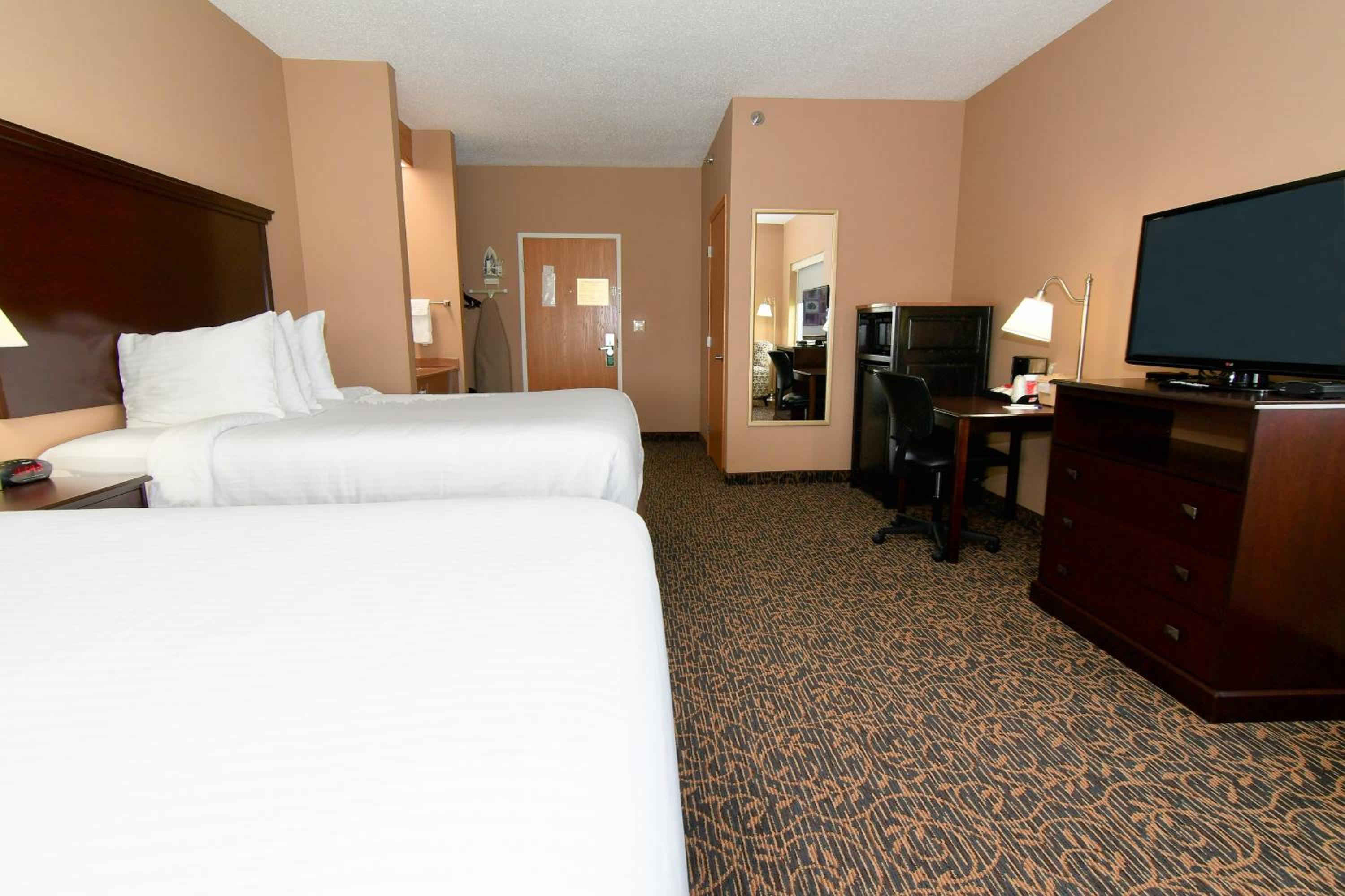 Cobblestone Inn & Suites - Denison | Majestic Hills