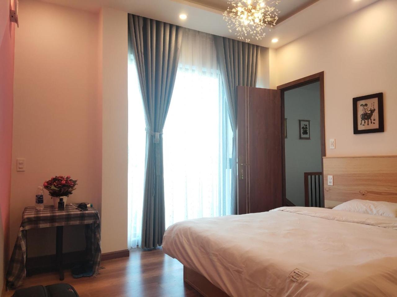 Mèo's home view 4