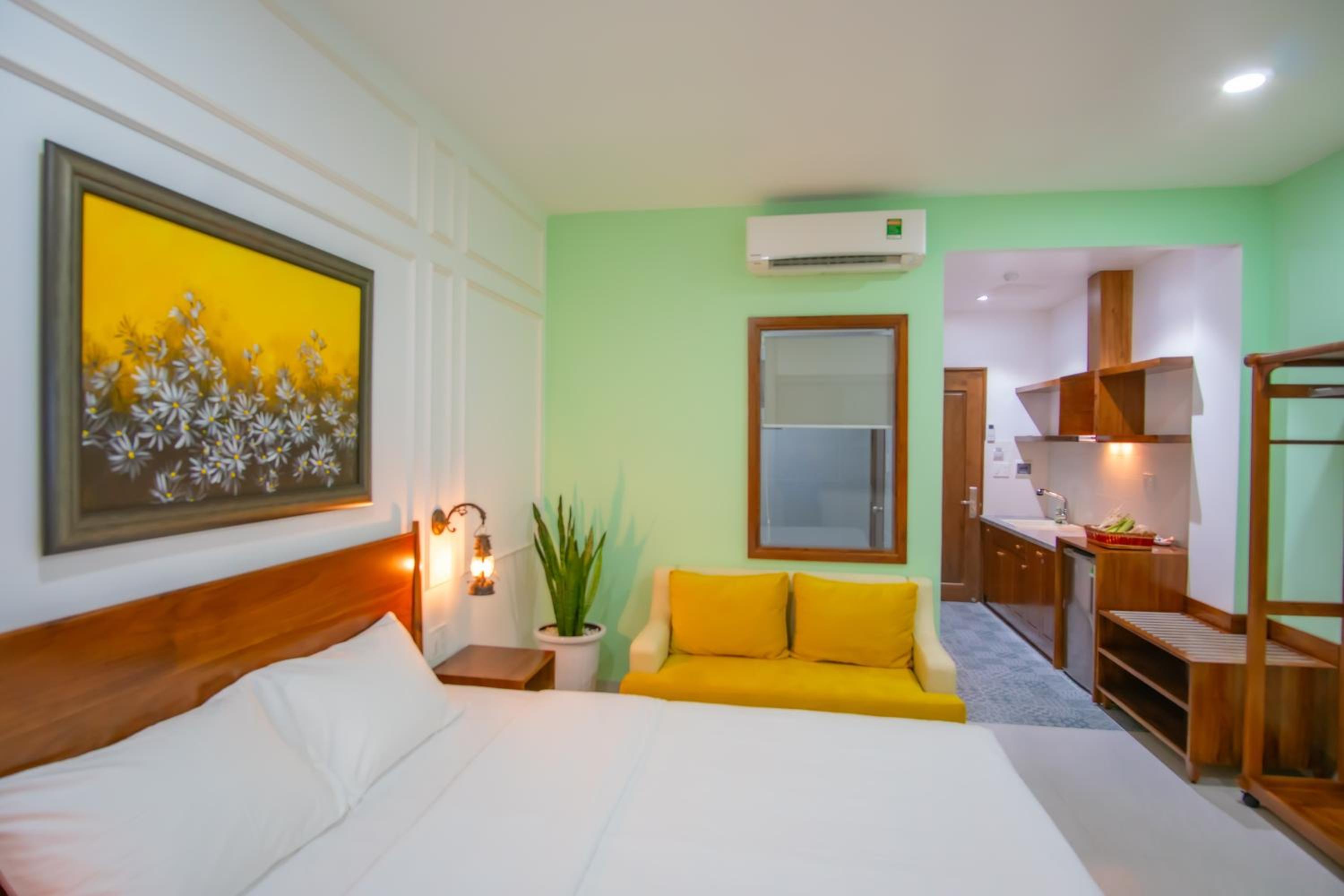 Mai Home - Apartment & Homestay