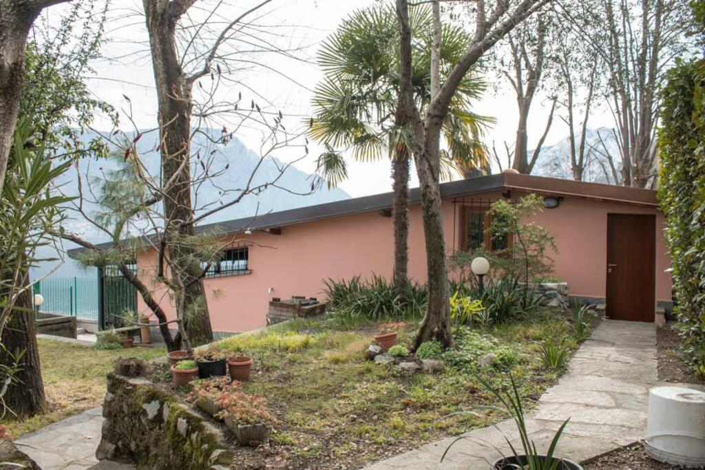 Como Lakeside Cottage - Lakefront private garden with private access to the lake view 4