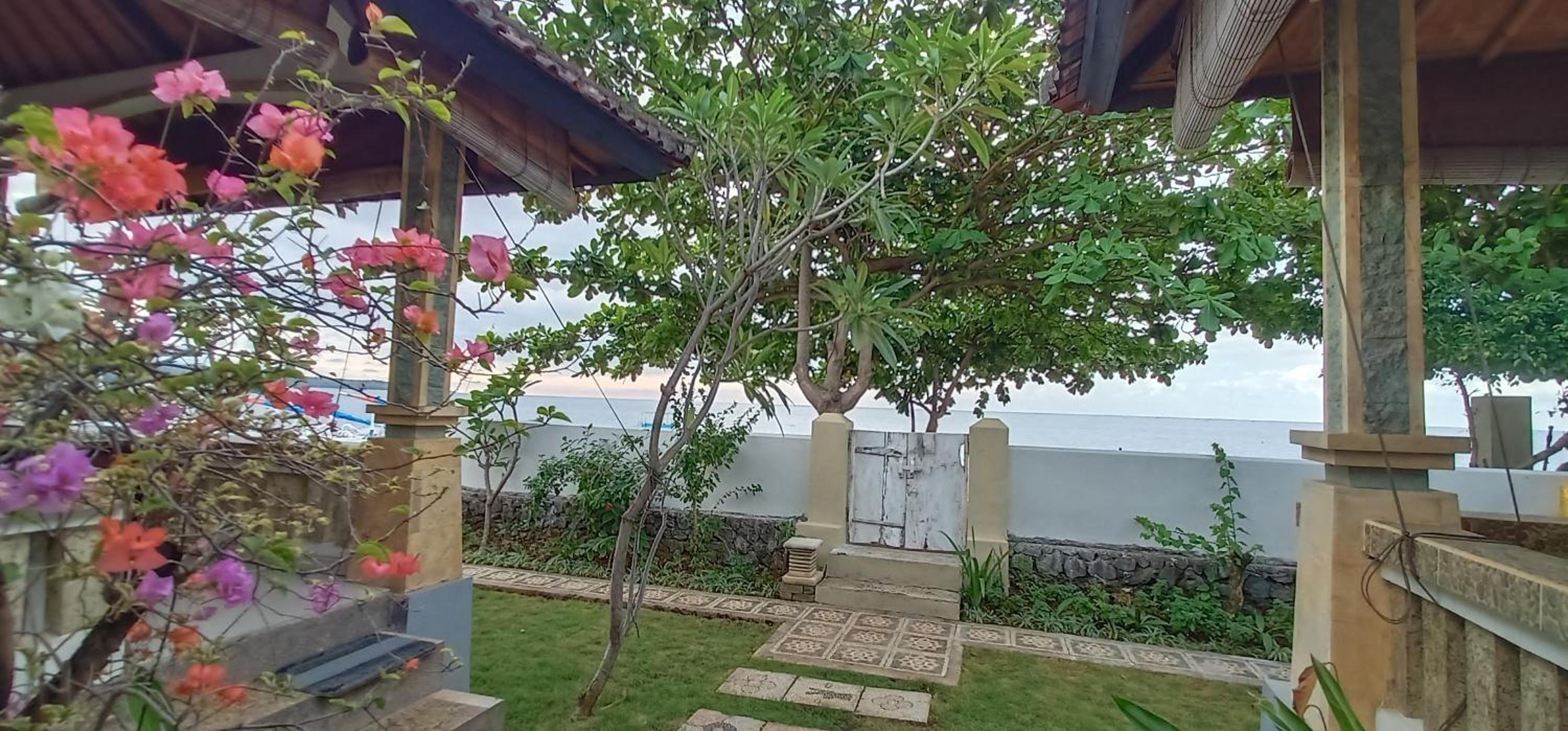 Solaluna Beach Homestay view 2