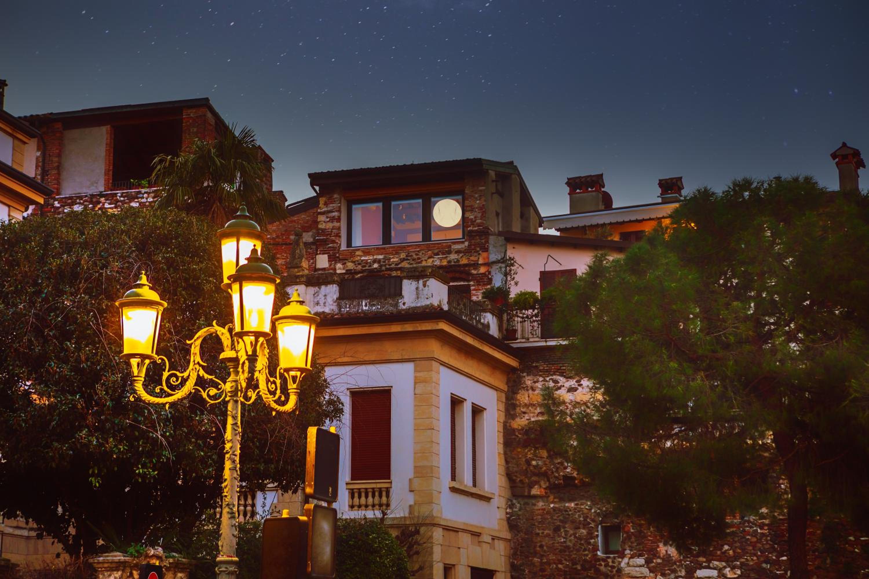 Hotel 1881 LUXURY SUITES - Image 1