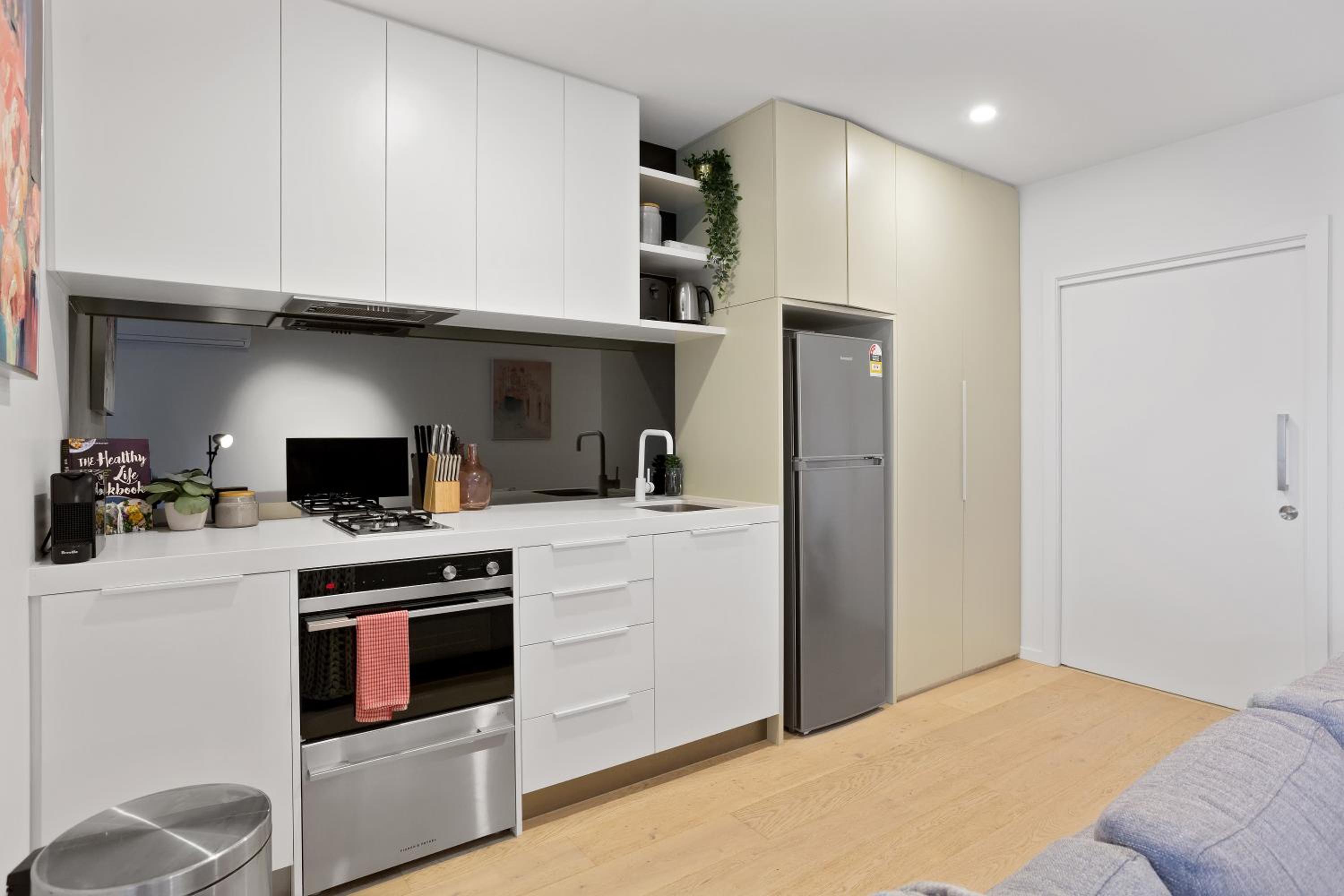 Palmerston St Apartments by Urban Rest view 2