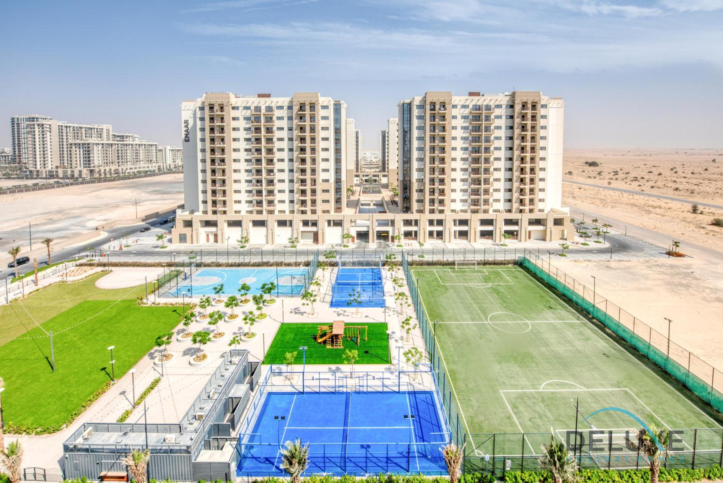Chic 1BR in Town Square UNA Dubailand by Deluxe Holiday Homes