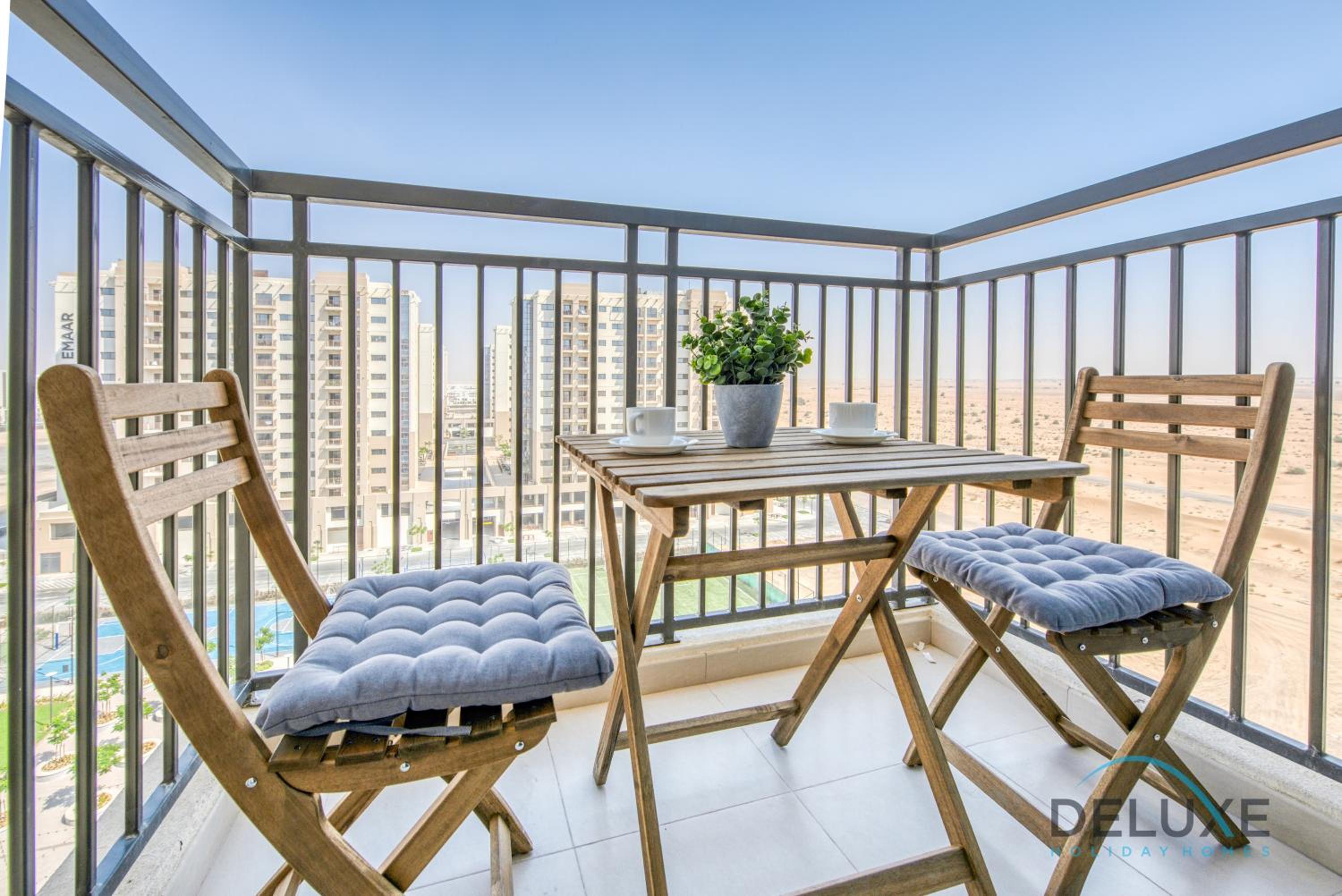Chic 1BR in Town Square UNA Dubailand by Deluxe Holiday Homes