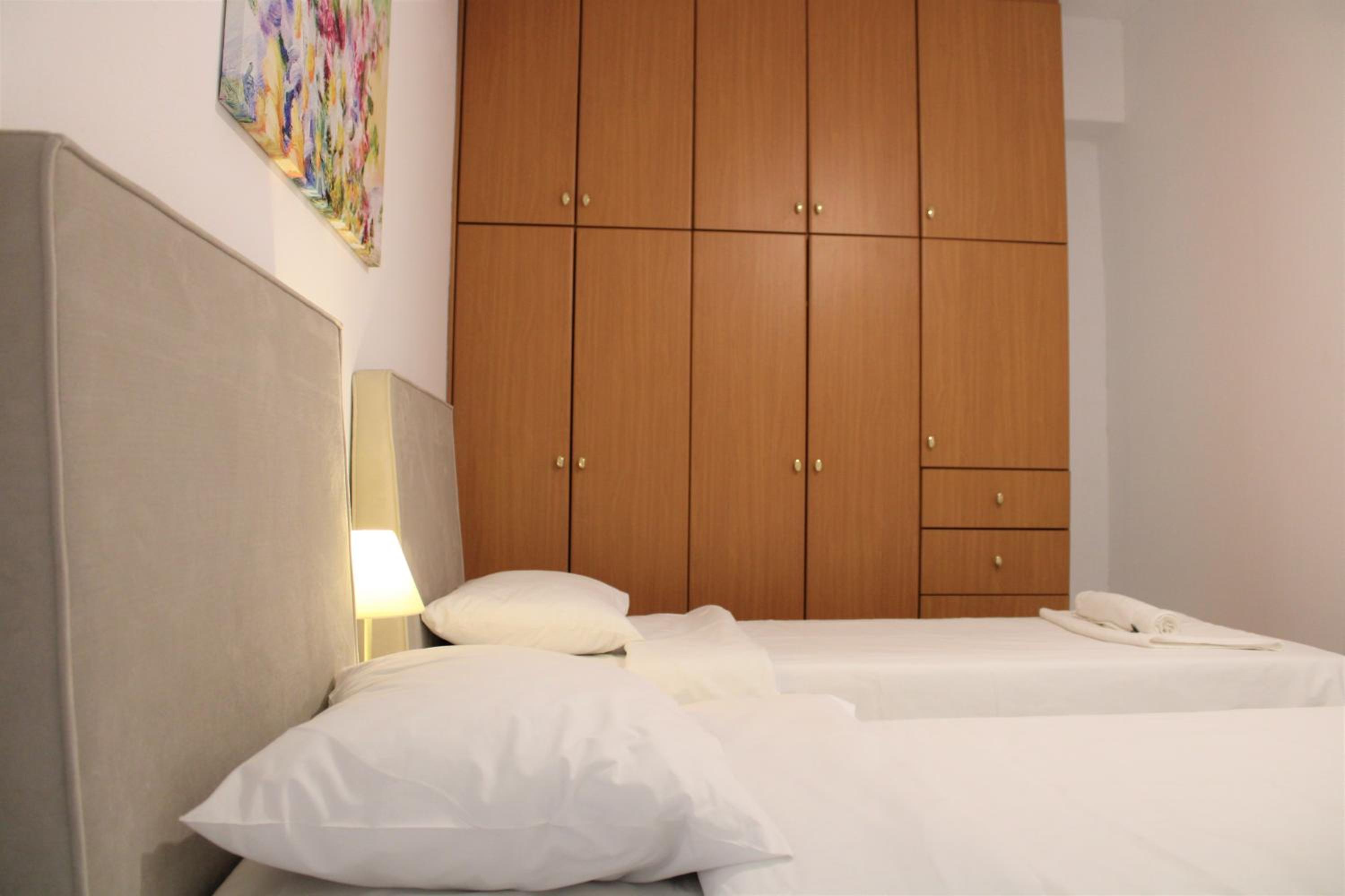 Kalamaki Plaza Apartments photo 3