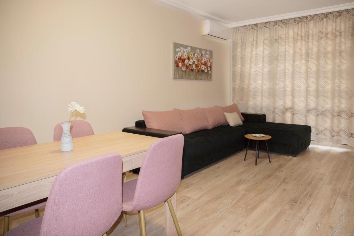 Apartment EliMar view 2