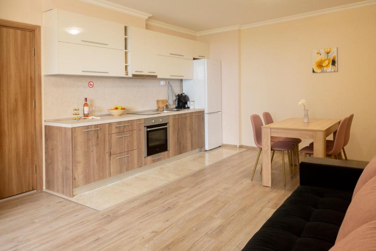 Apartment EliMar view 3