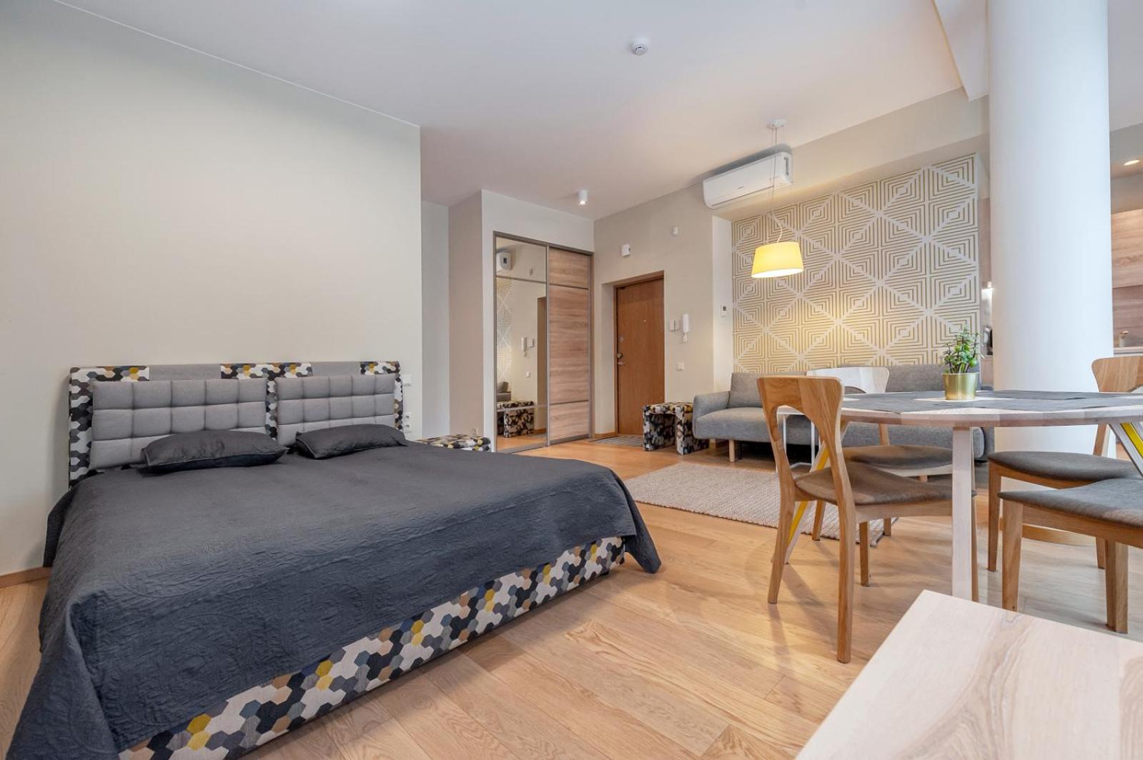 Eva R Apartments view 4