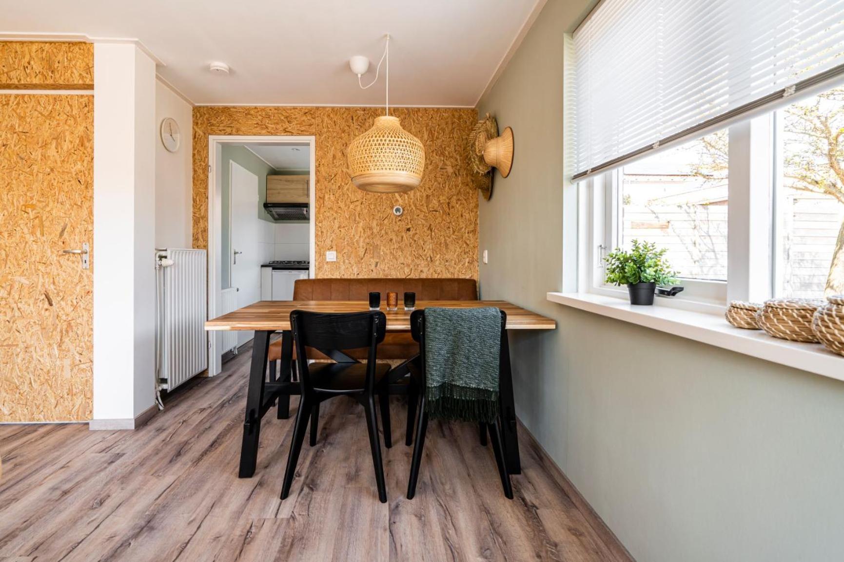 Charley's Home 4 personen view 3