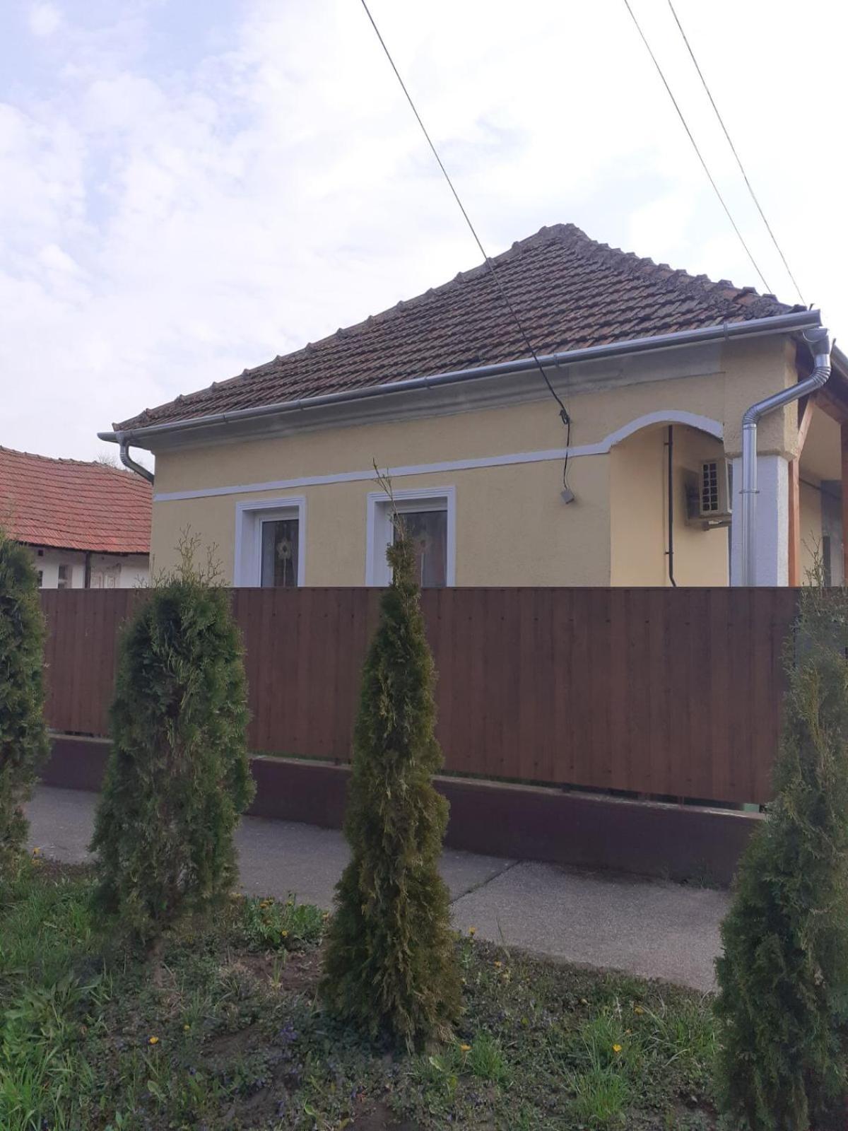 Oázis Apartman view 3