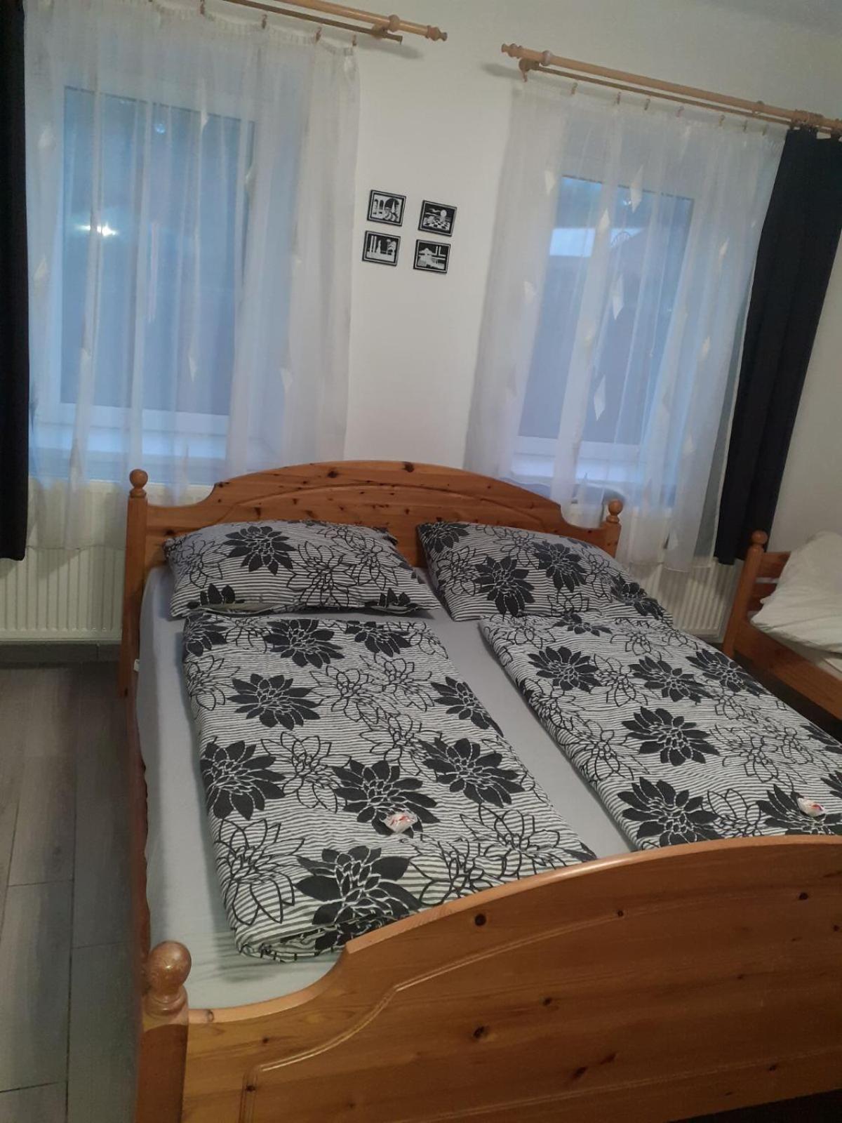 Photo 37