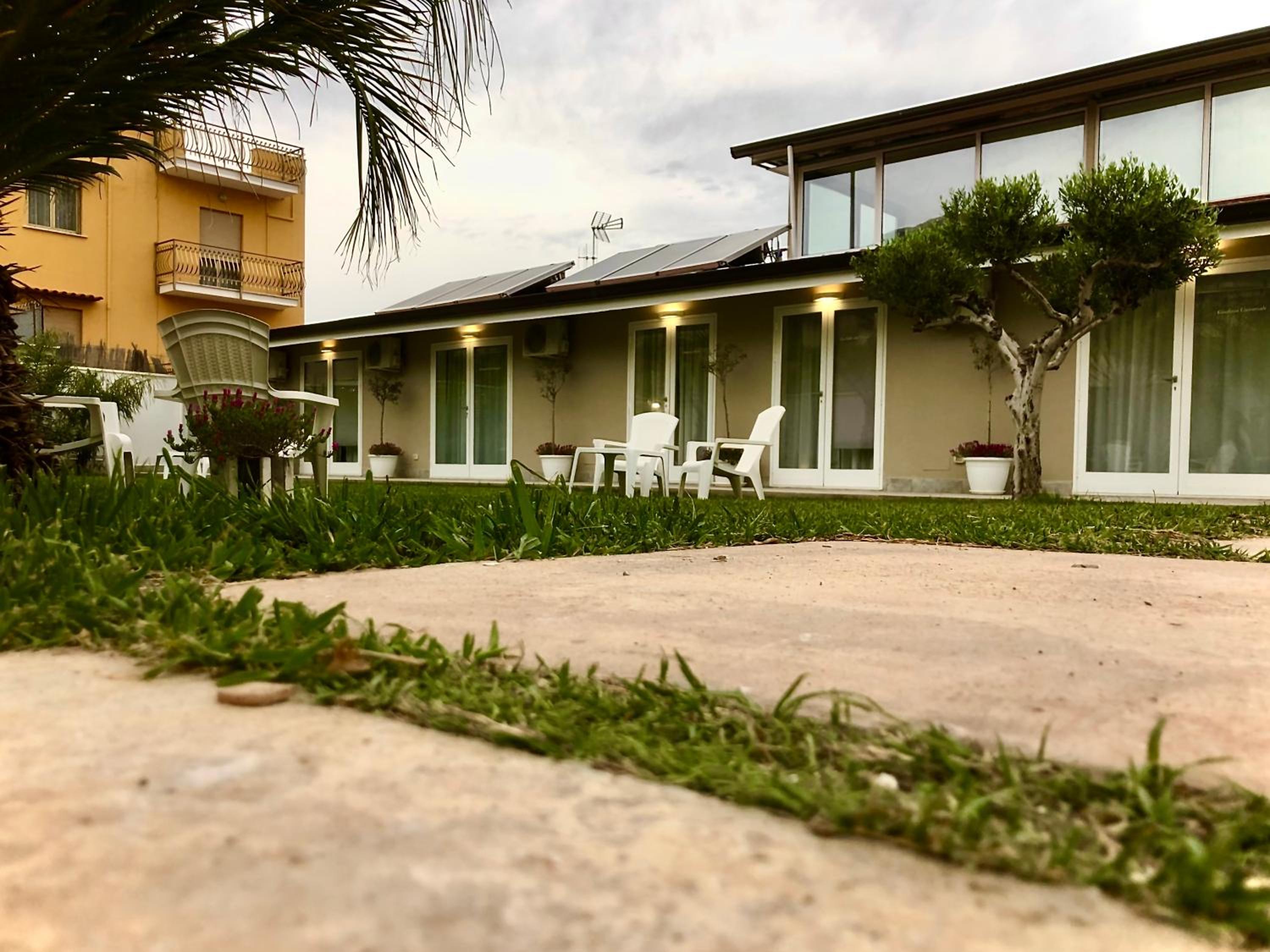Photo 16