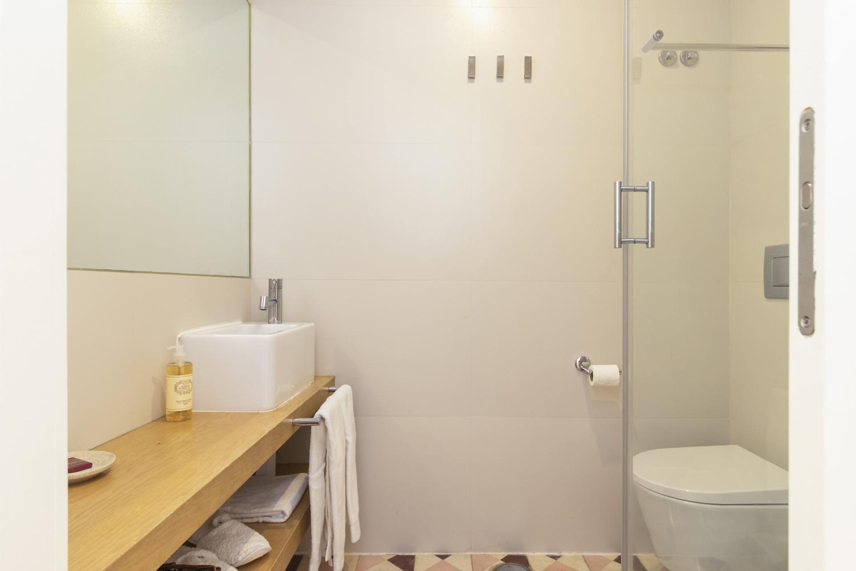 Bica 2 Bedroom with AC and Ultra Fast Internet view 3