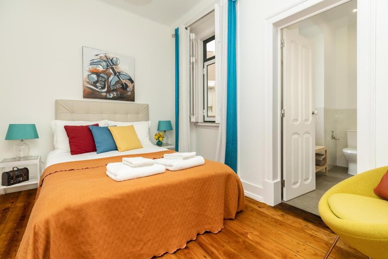 Groovy M2 R3 - Amazing Double Room with En-suite Bathroom view 4