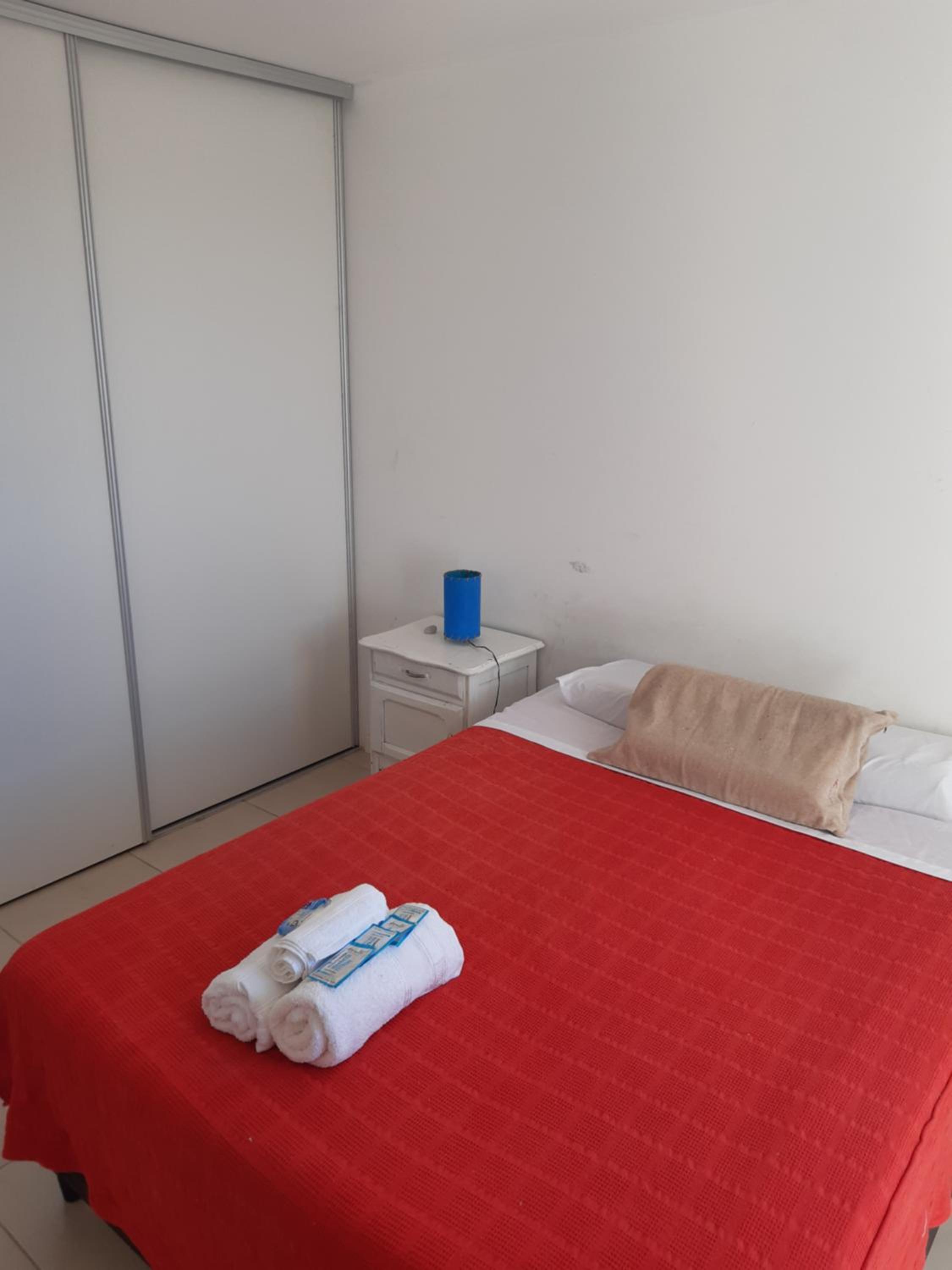 Departamento en zona centro con vista al parque