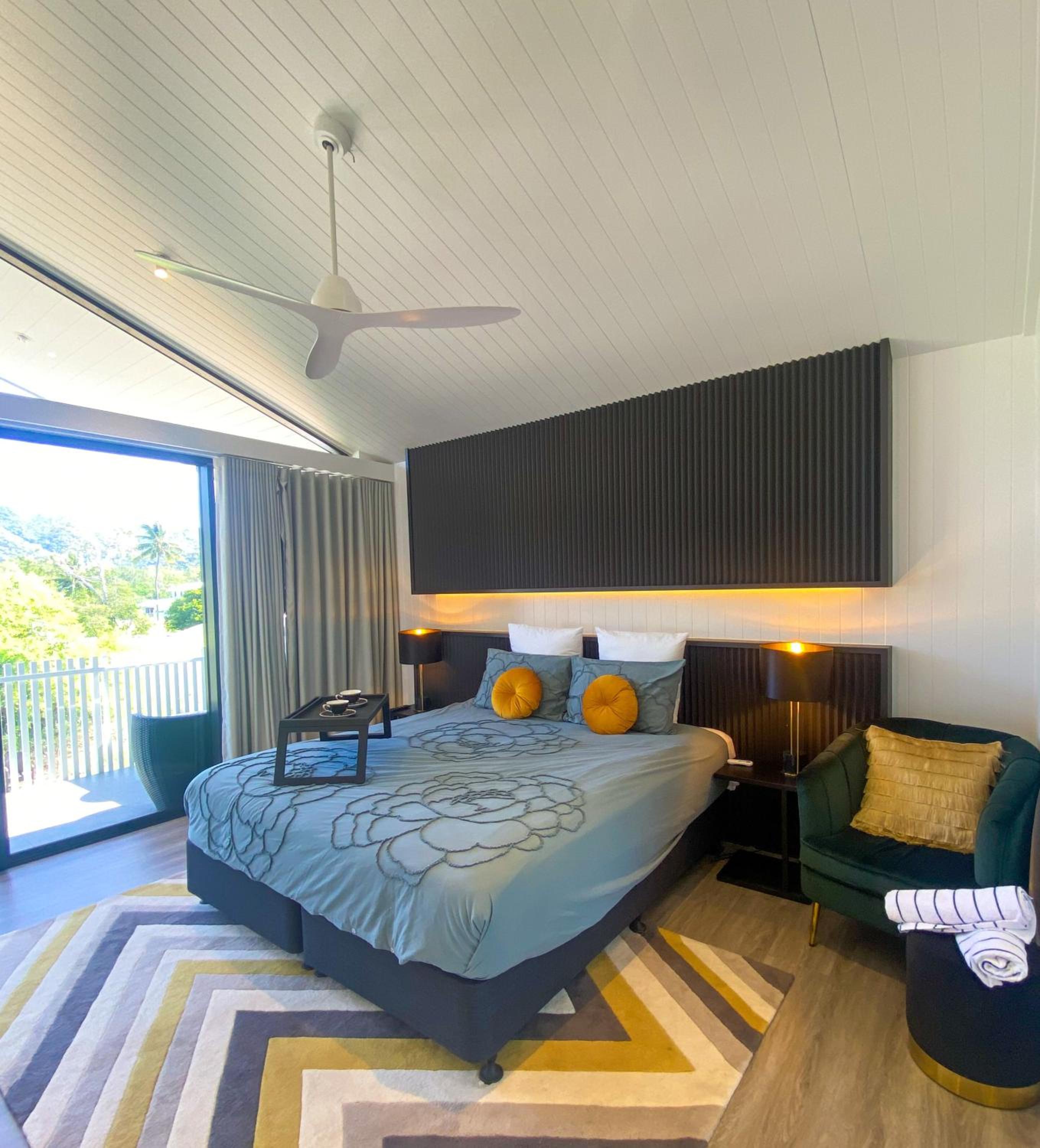 Dacha on Maggie No#1 OPULENT AND LUXURIOUS