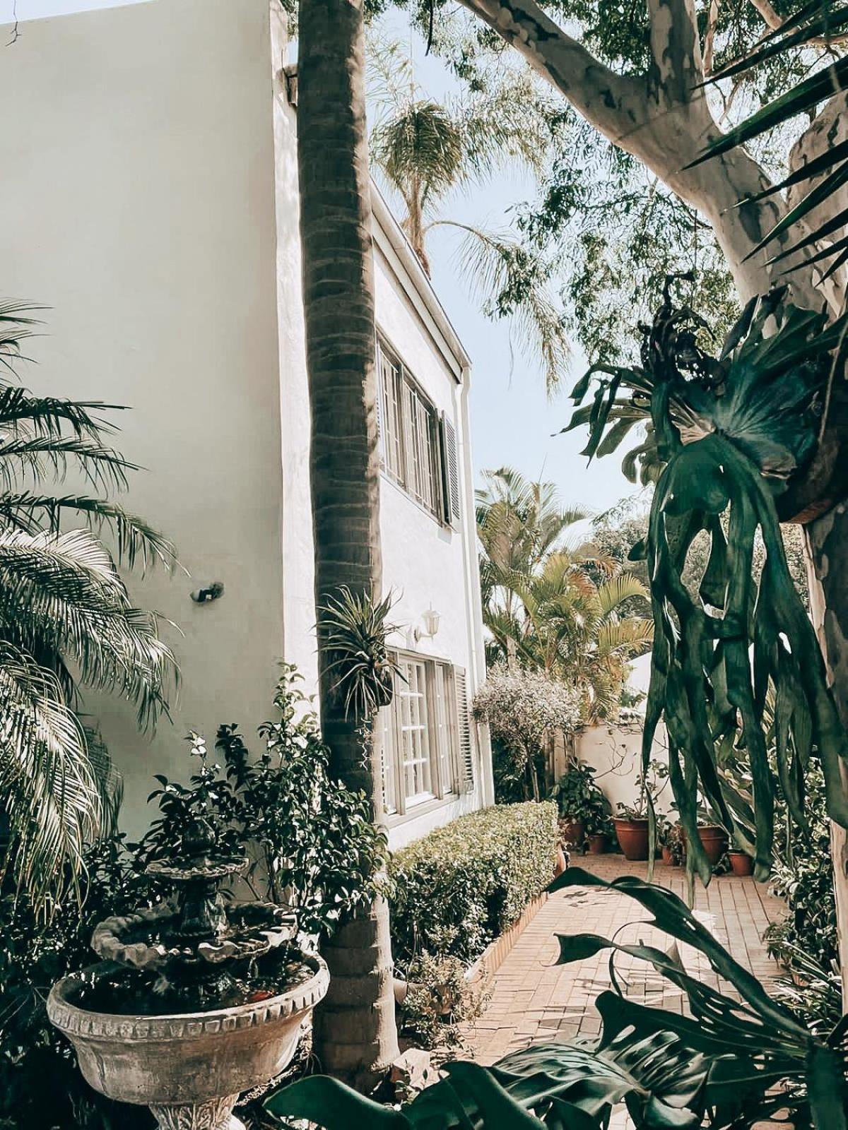 Battiss Guest House