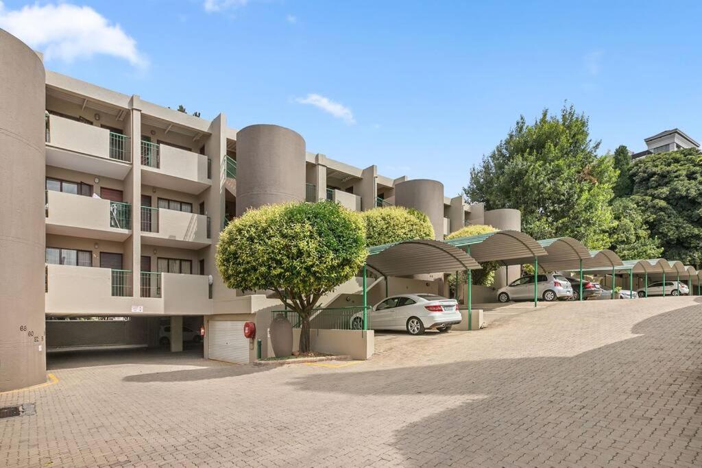 Antibes in West Road South Sandton Apartment