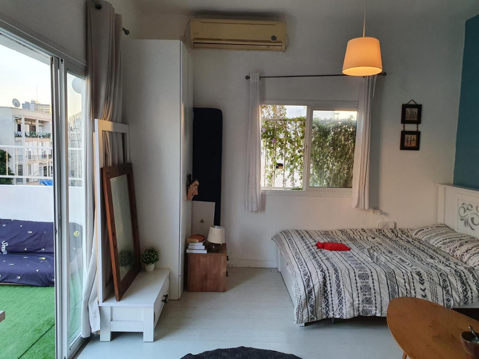 Hostel BU93