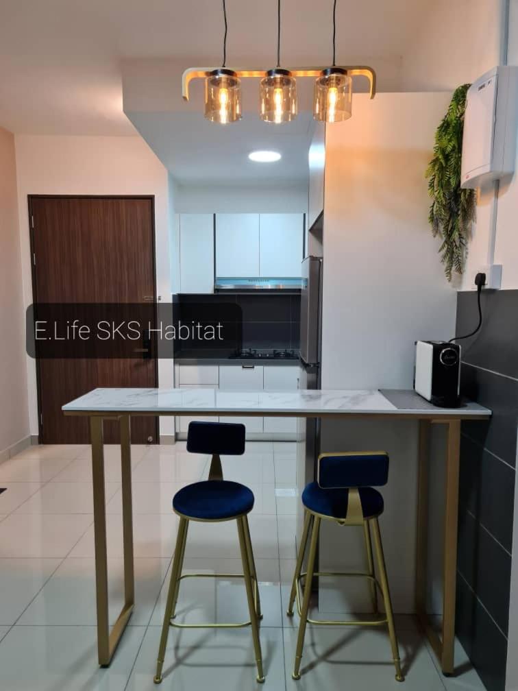 E Life SKS Habitat With WiFi Netflix
