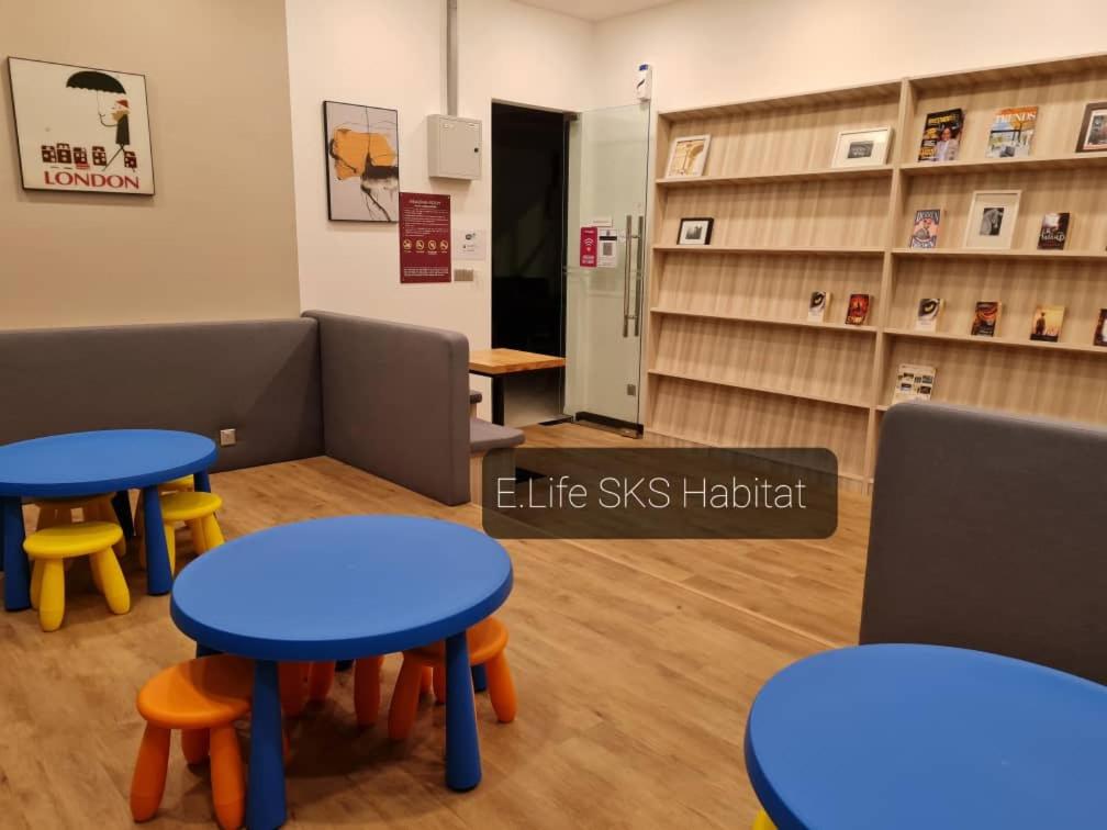 E Life SKS Habitat With WiFi Netflix