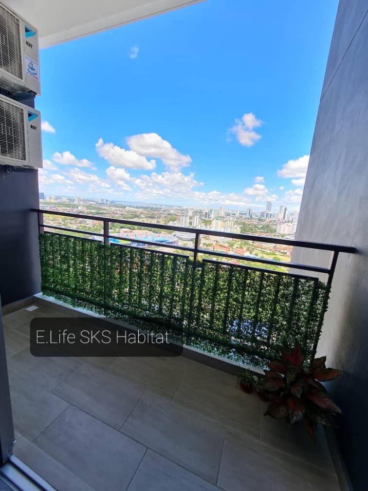 E Life SKS Habitat With WiFi Netflix