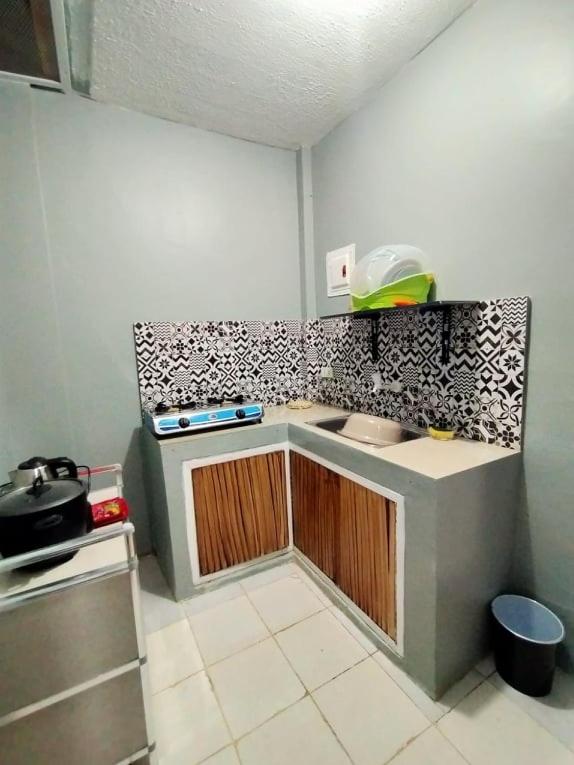 DJCI Apartelle Walk to Robinson & NE Pacific Mall 3 Min to SM Cabanatuan view 5