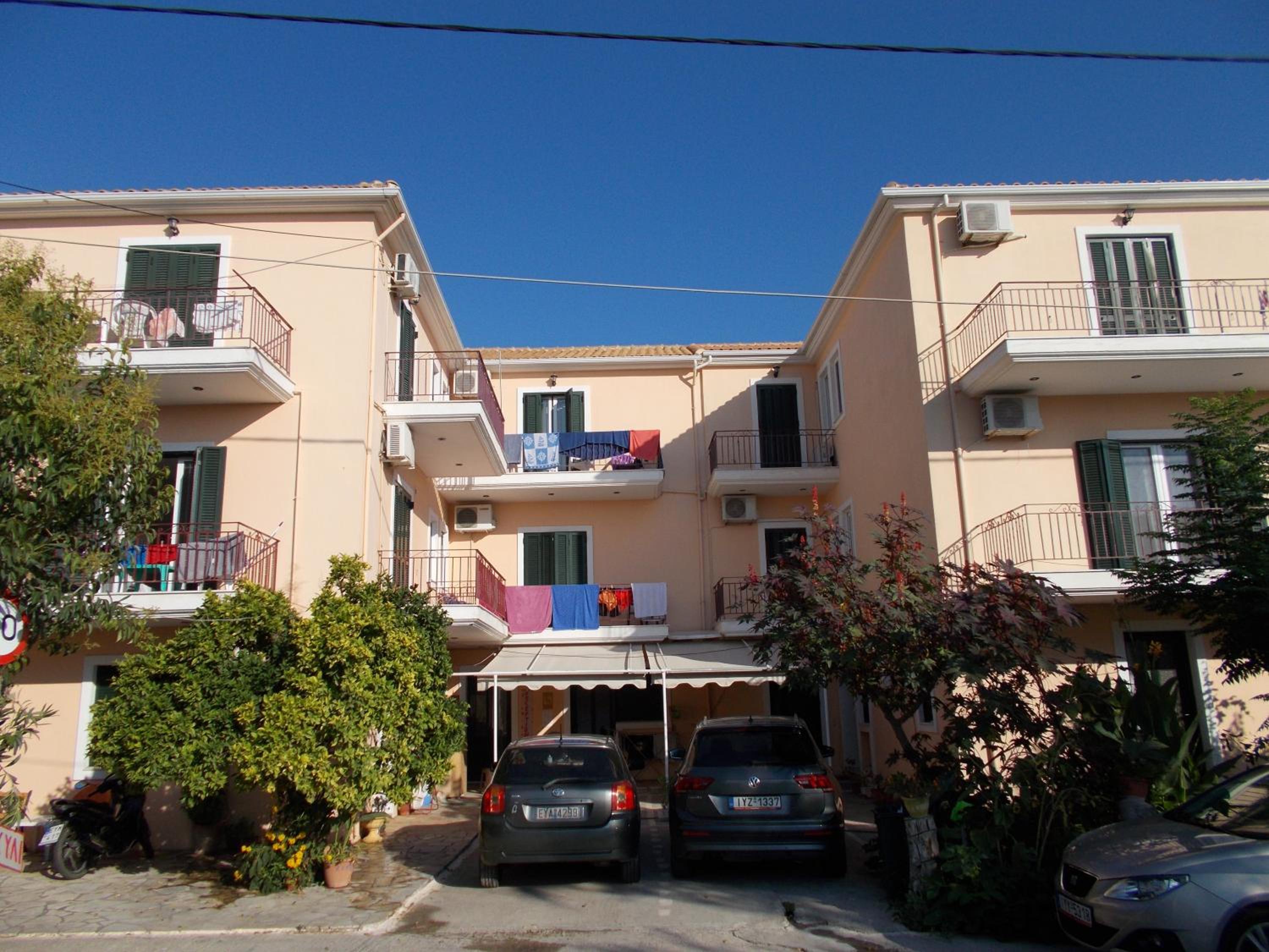 Photo 43