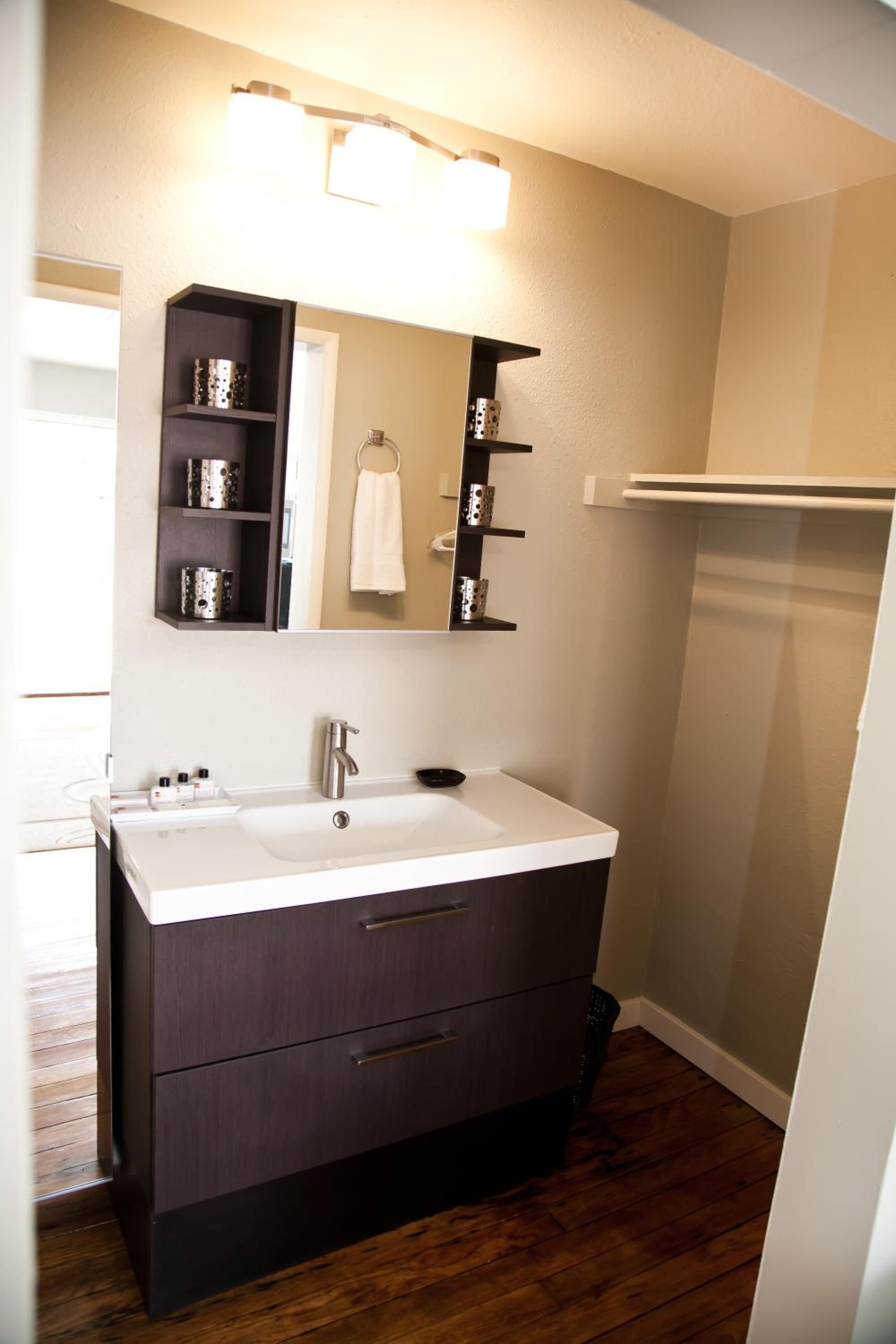 Kanab Vacations - The Flagstone Boutique Inn  Suites - Property Image 41