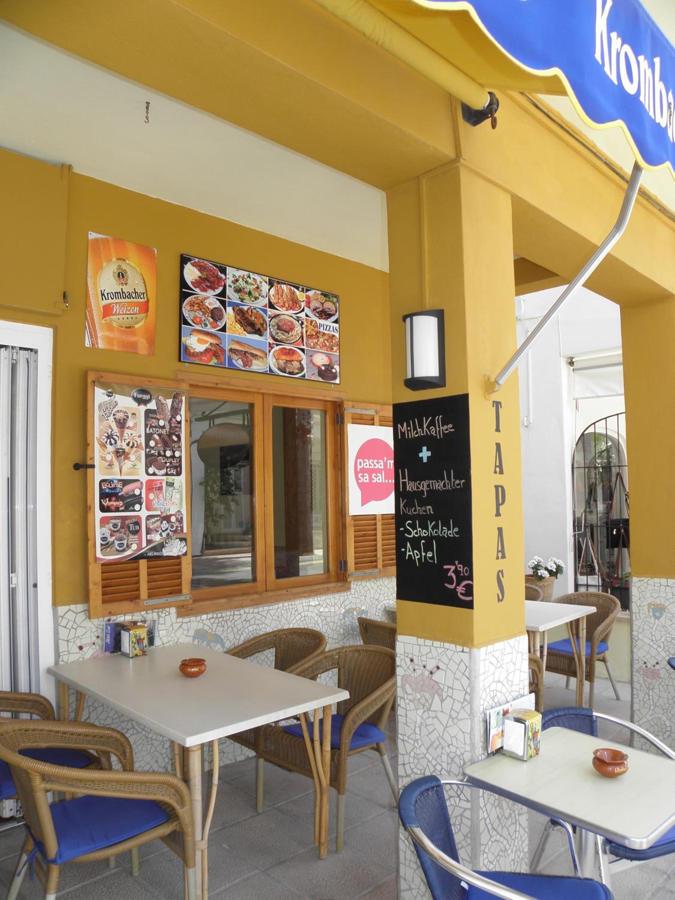Hostal Doris - Adults Only