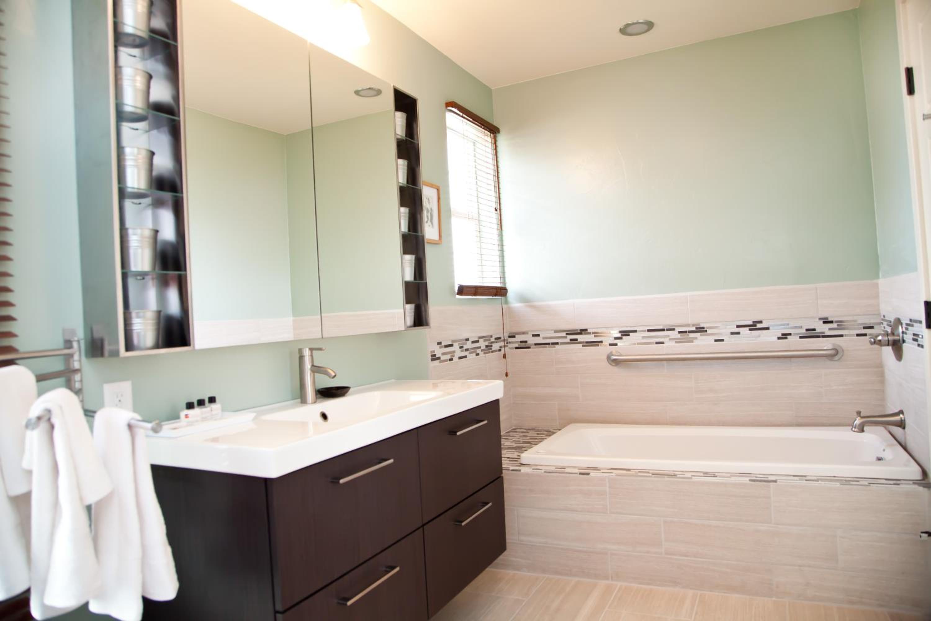 Kanab Vacations - The Flagstone Boutique Inn  Suites - Property Image 11