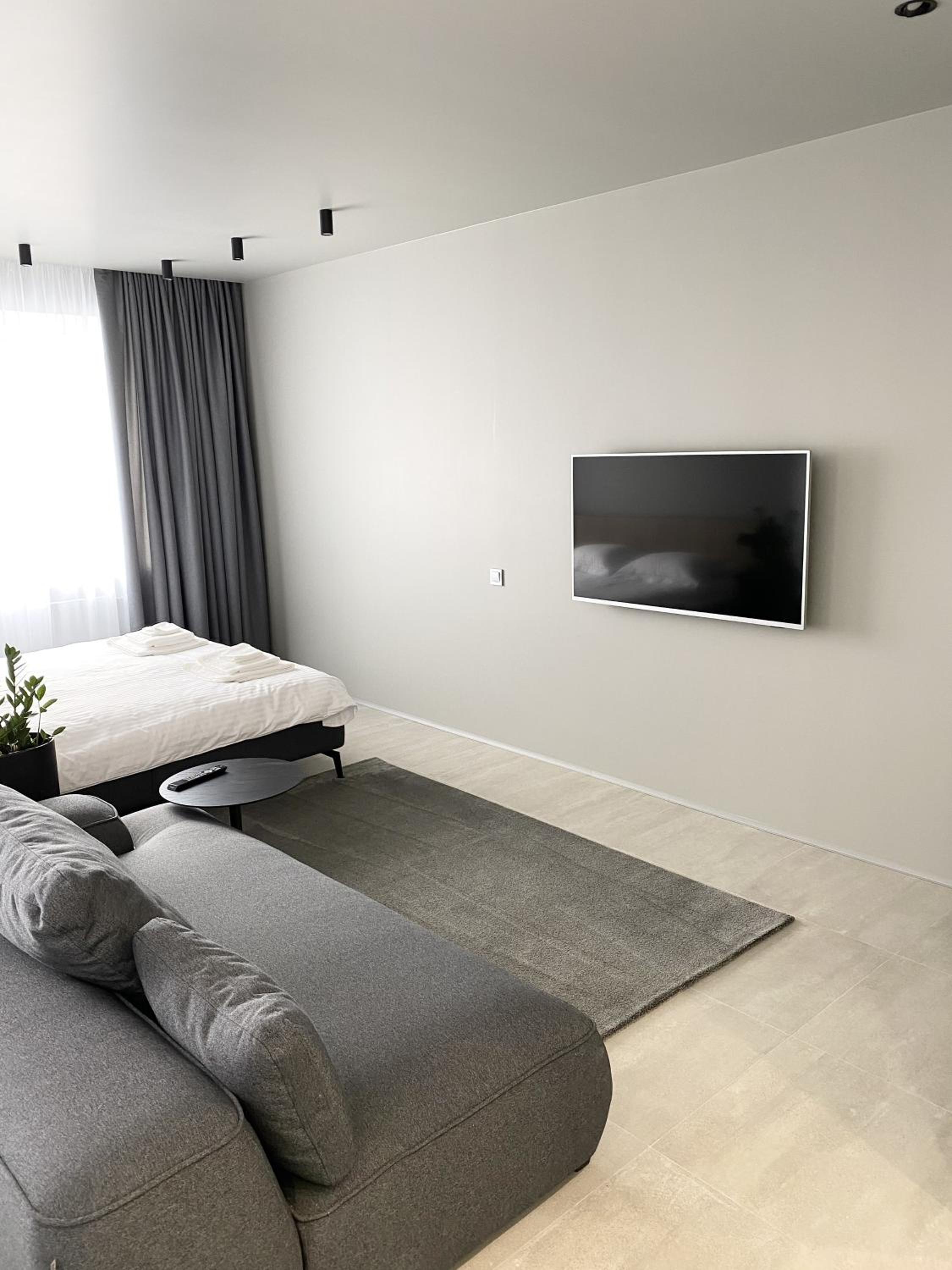 Caсtus Apartments 1 view 3