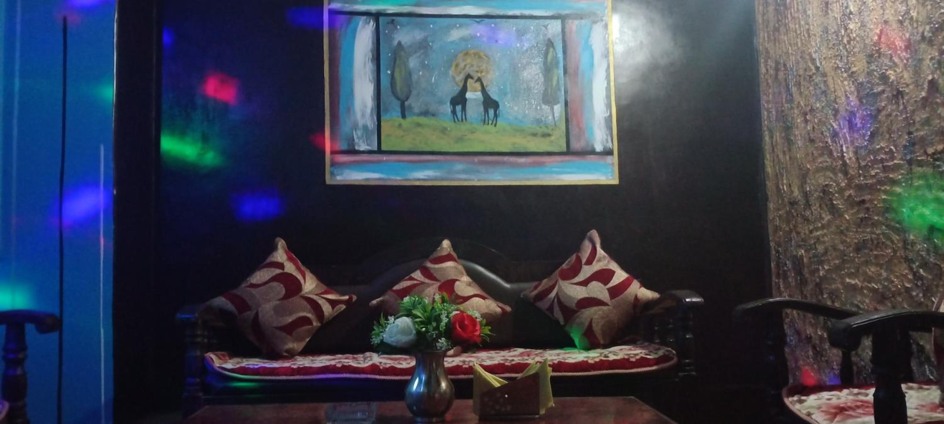 Unique Hotel and Lodge - Pleasure of Homely Stay - view 5