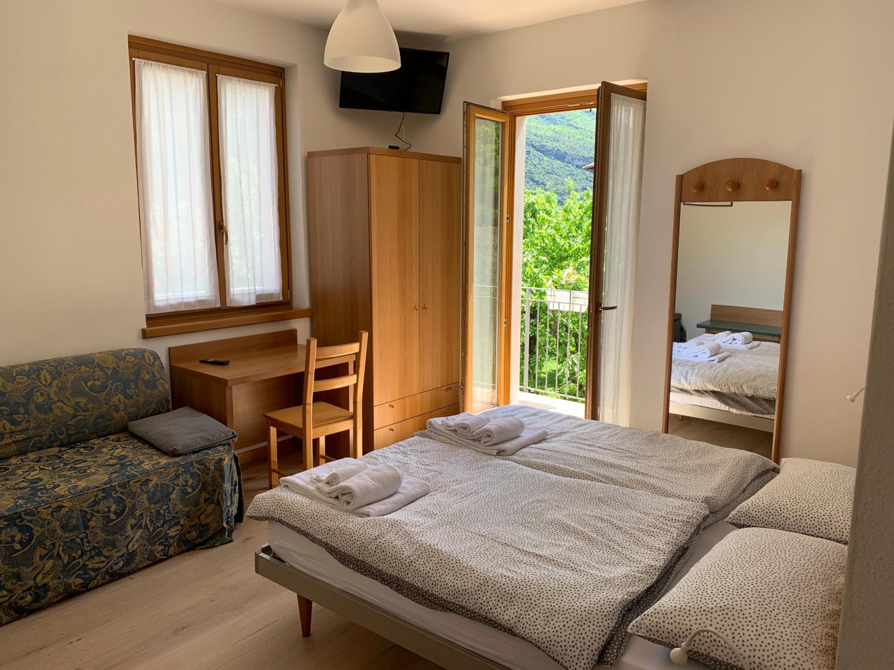 Hotel Garnì Delle Rose view 5