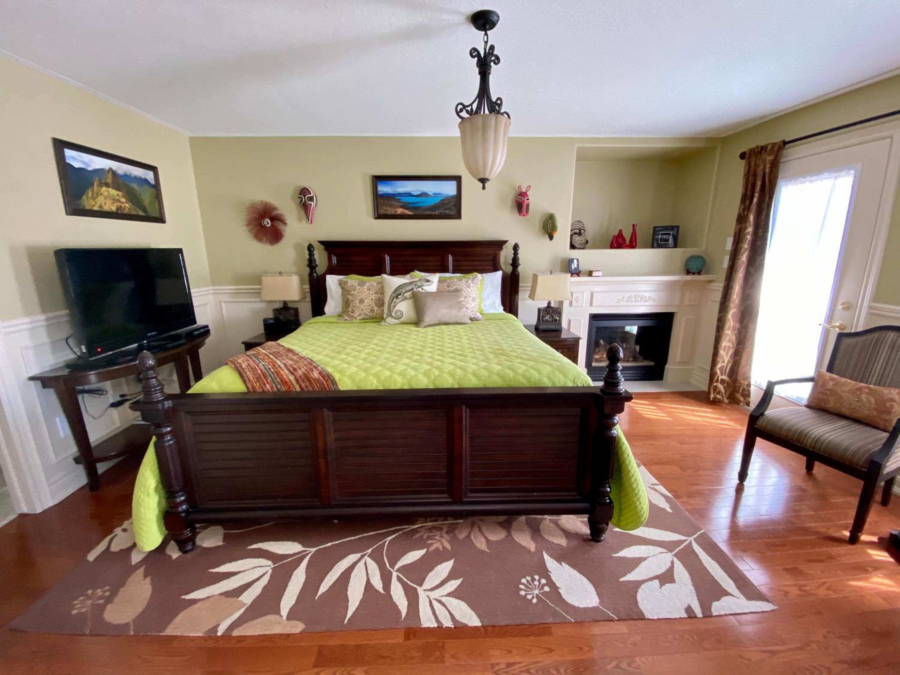 Explorer House Bed & Breakfast