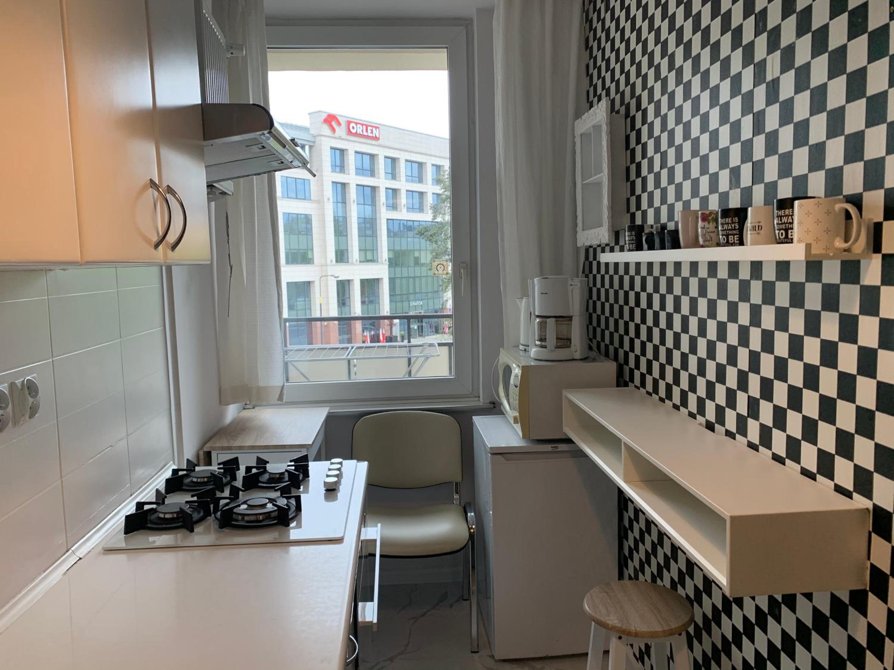 Perfect location two bedrooms with balkony