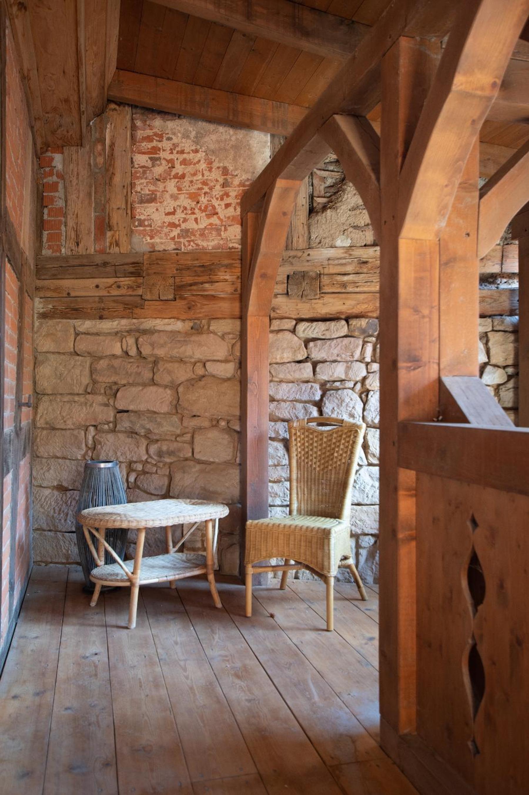 Naturhof-Papiermühle 2 Bett-Zimmer Rosenrot