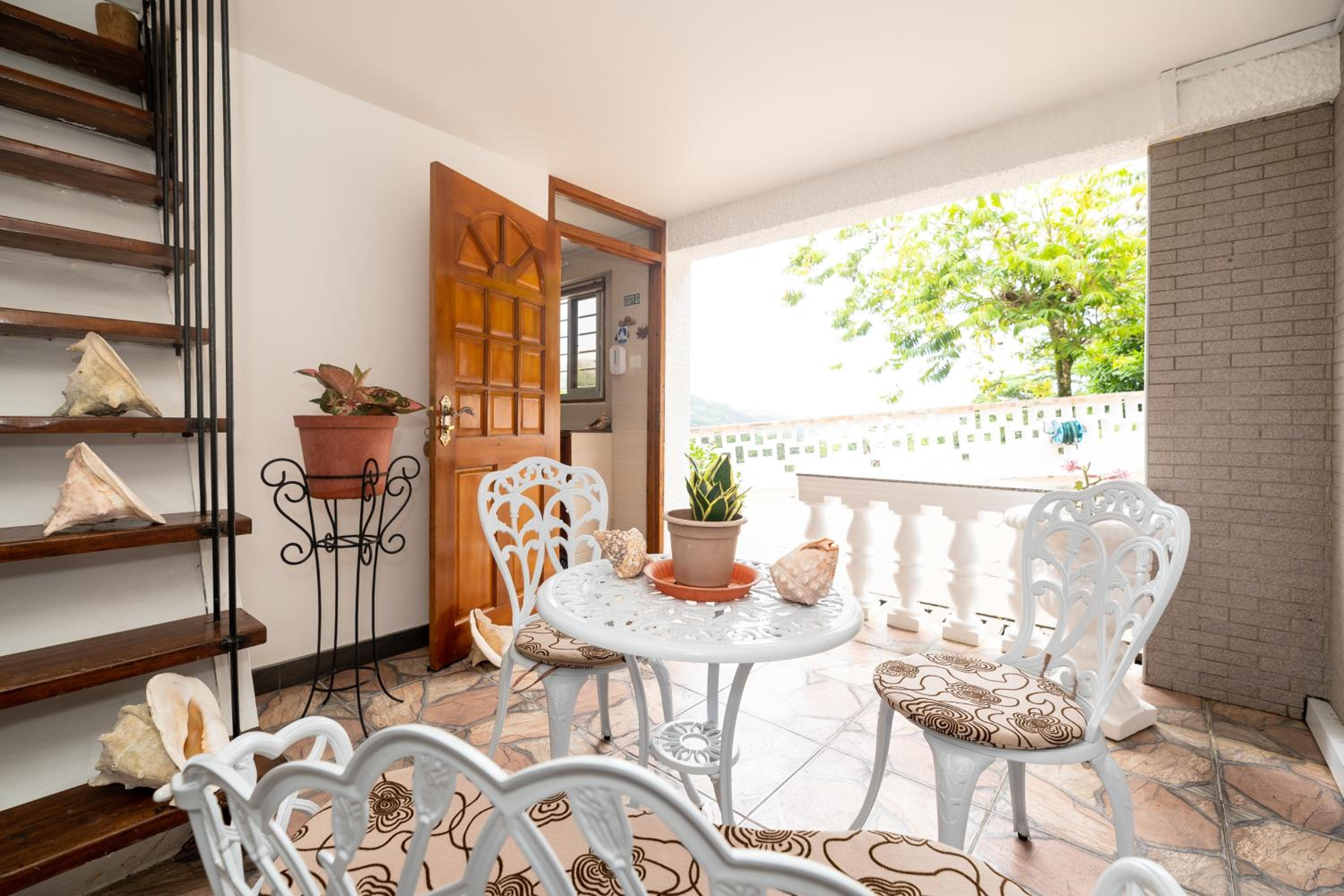 Janes' Serenity Guesthouse photo 5