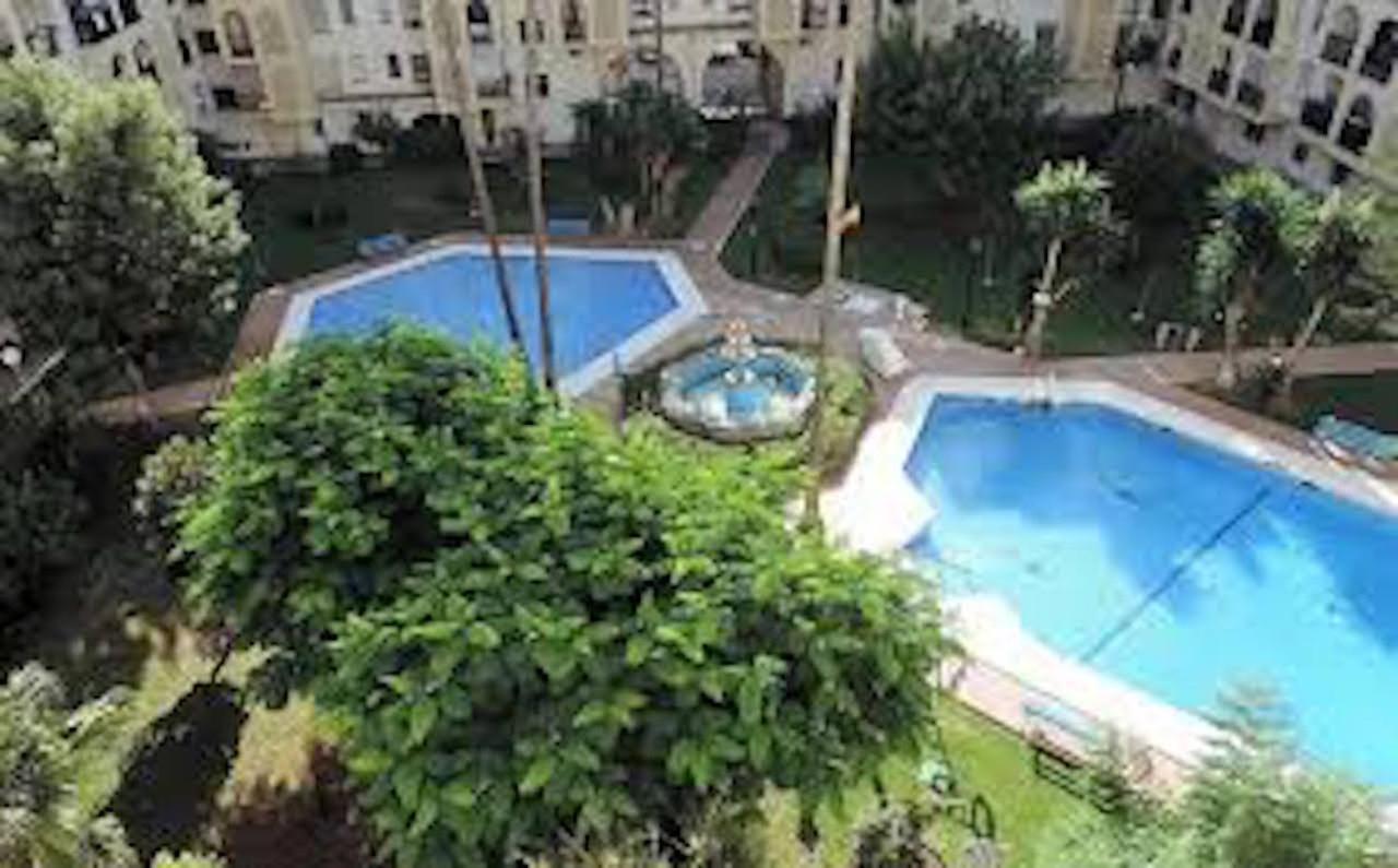 Appartement idéal pour chiller au soleil ! view 2