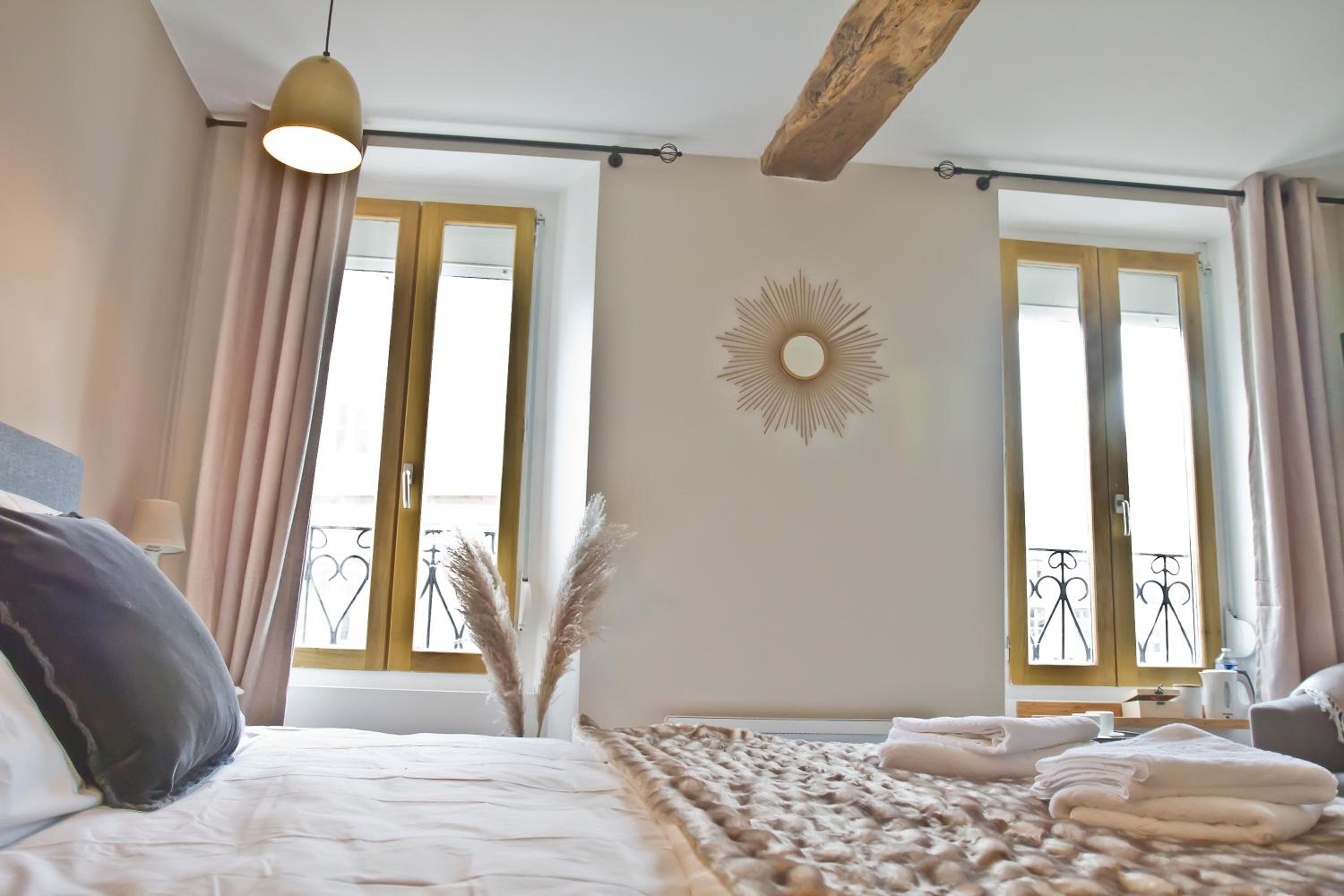 Meublé de tourisme, Les chambres du Beffroi photo 3