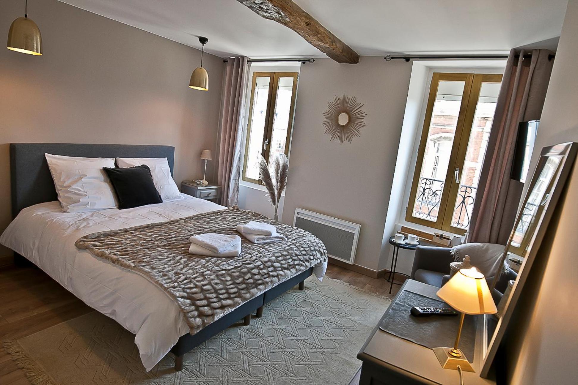 Meublé de tourisme, Les chambres du Beffroi, photo 9