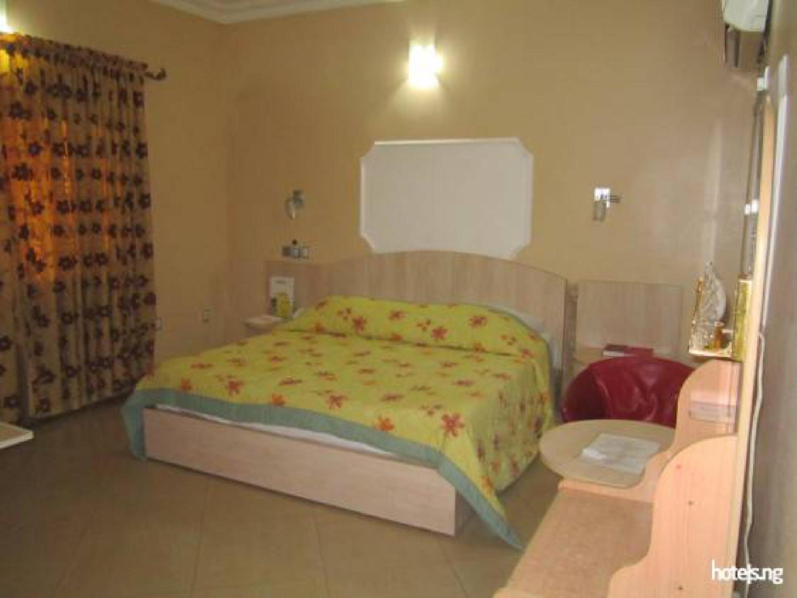 Sunview Hotel - Guest Room