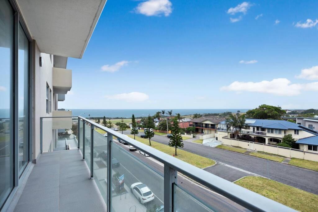 Luxury Apartment Caves Beach 4 Bed