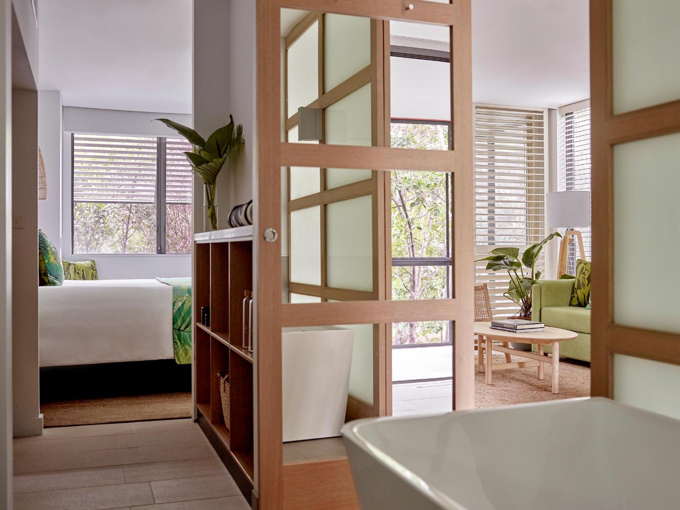 Crystalbrook Byron - Image 5