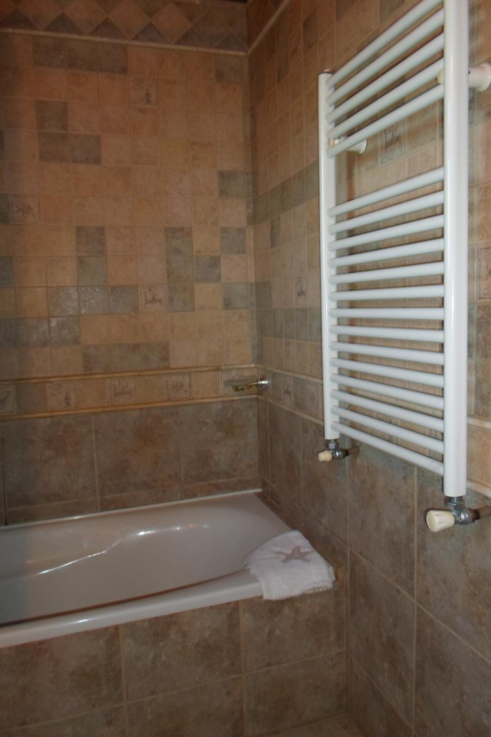 Complejo hotelero Illihue - Cabañas & Hostería