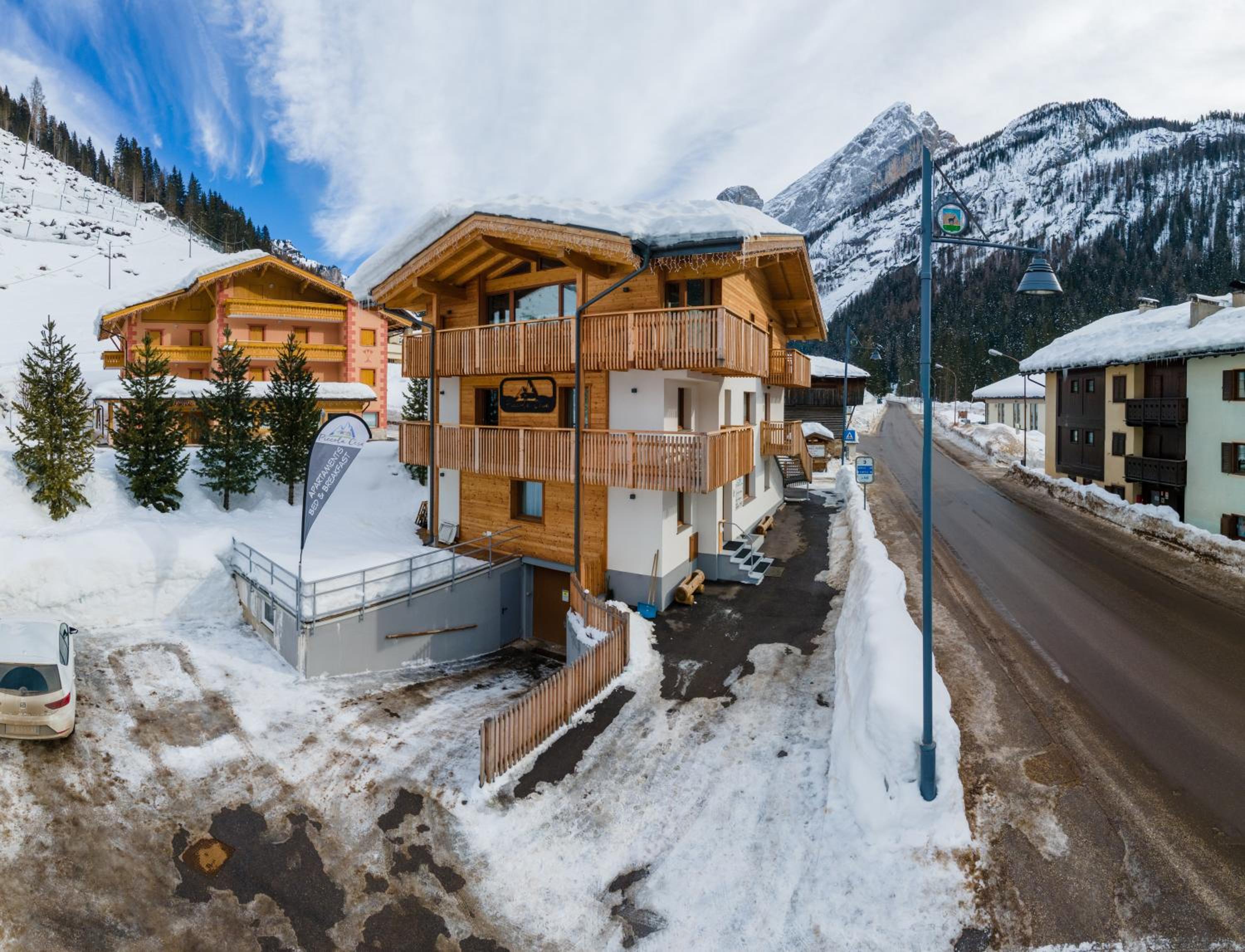 Piccola Cesa Apartments view 5