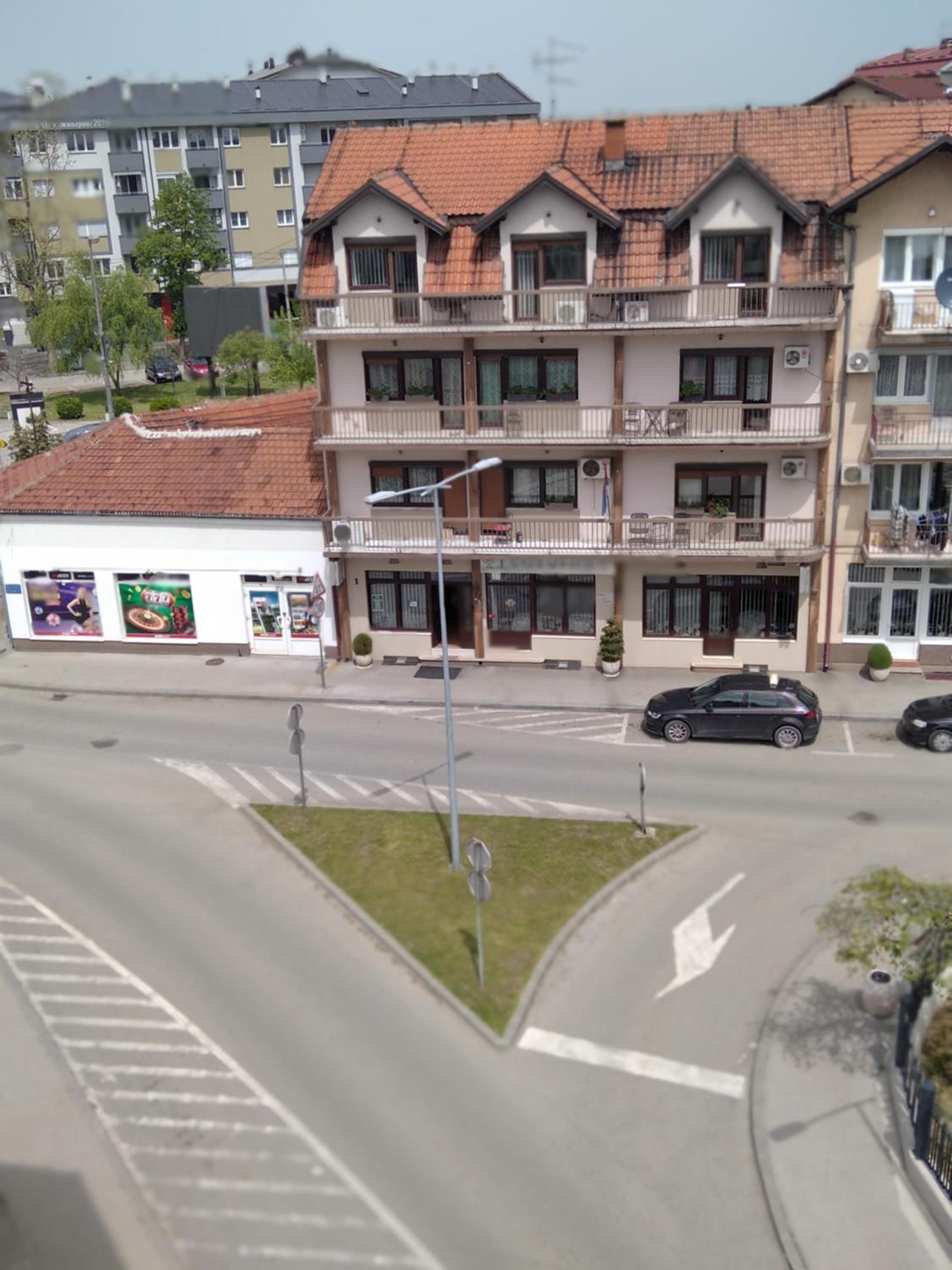 Photo 17