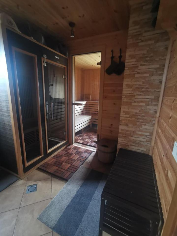 Arturas Guest House