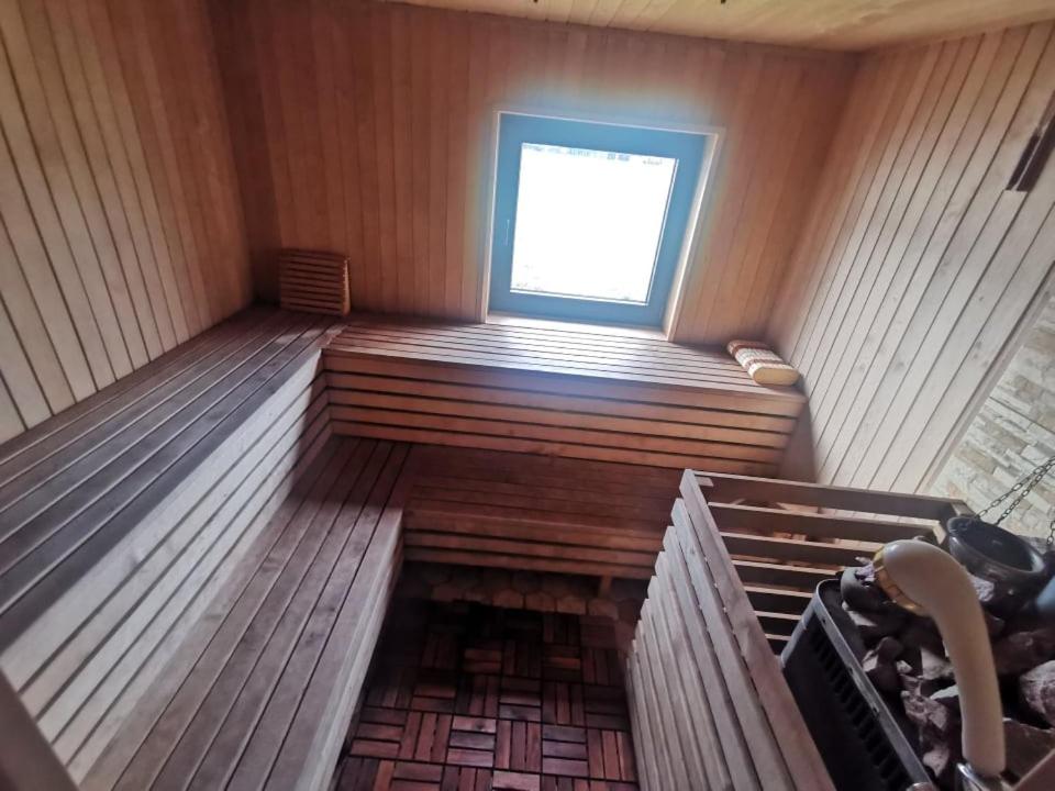 Arturas Guest House